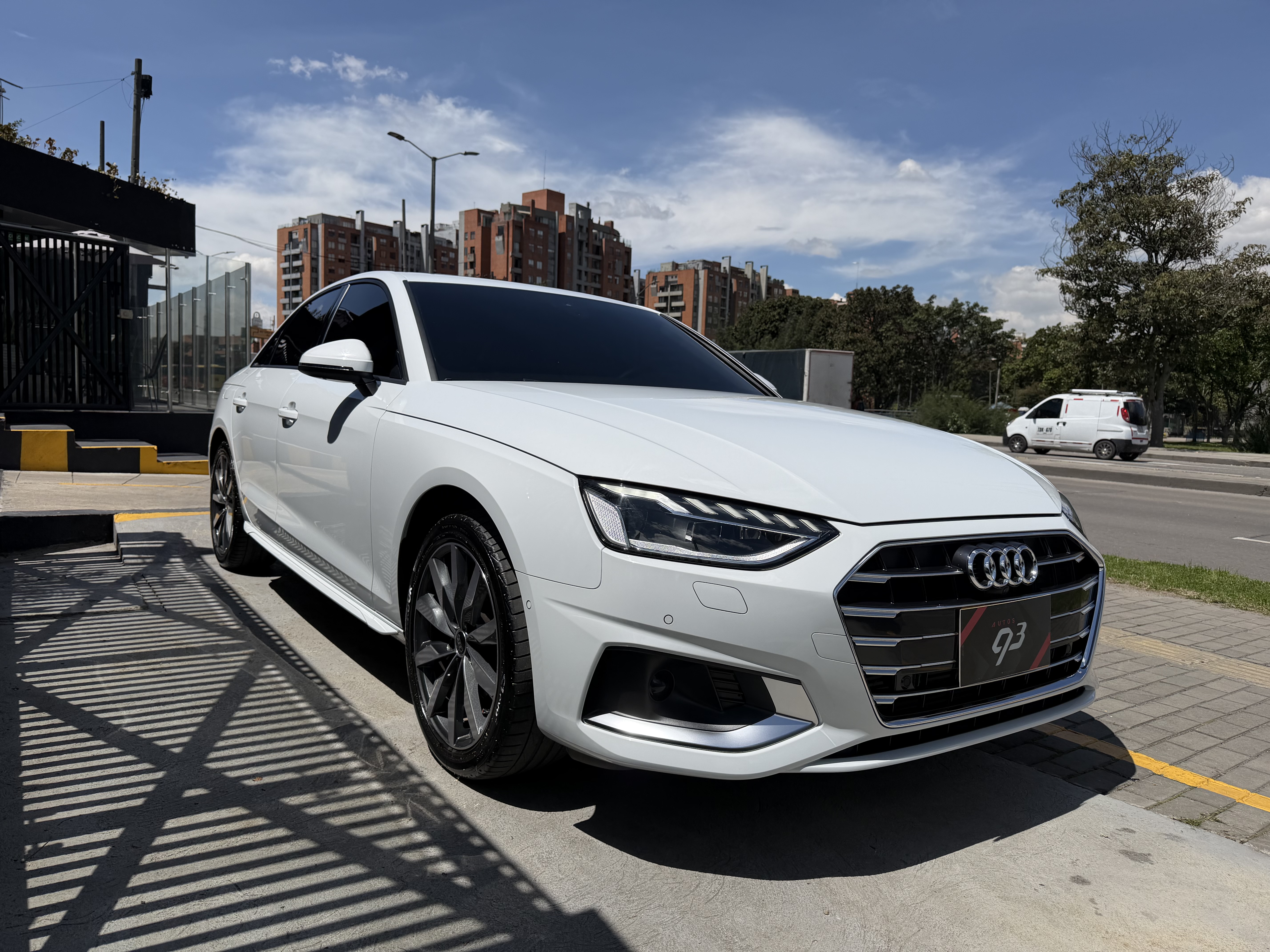AUDI A4 UNIQUE EDITION 2023