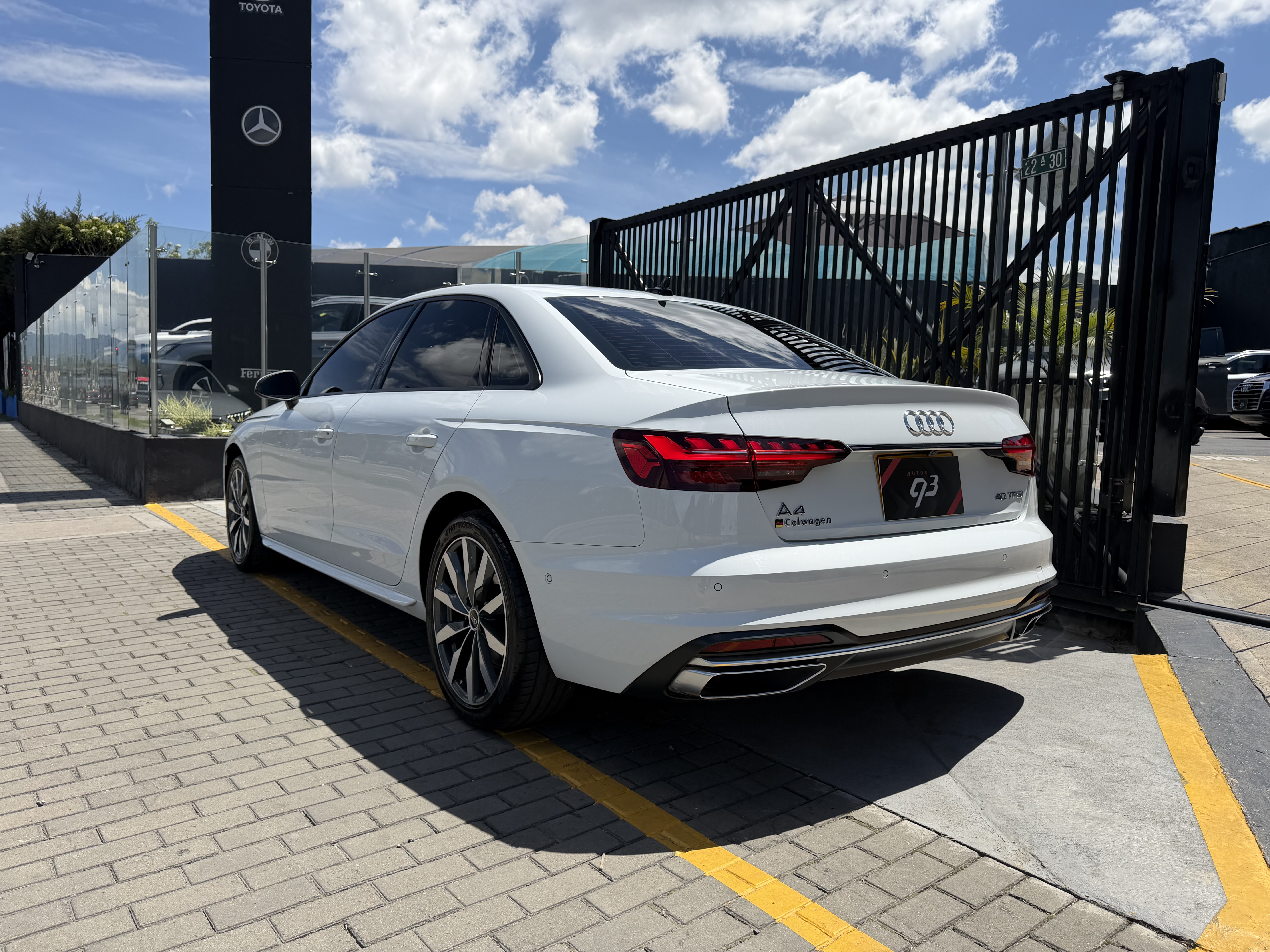 AUDI A4 UNIQUE EDITION 2023