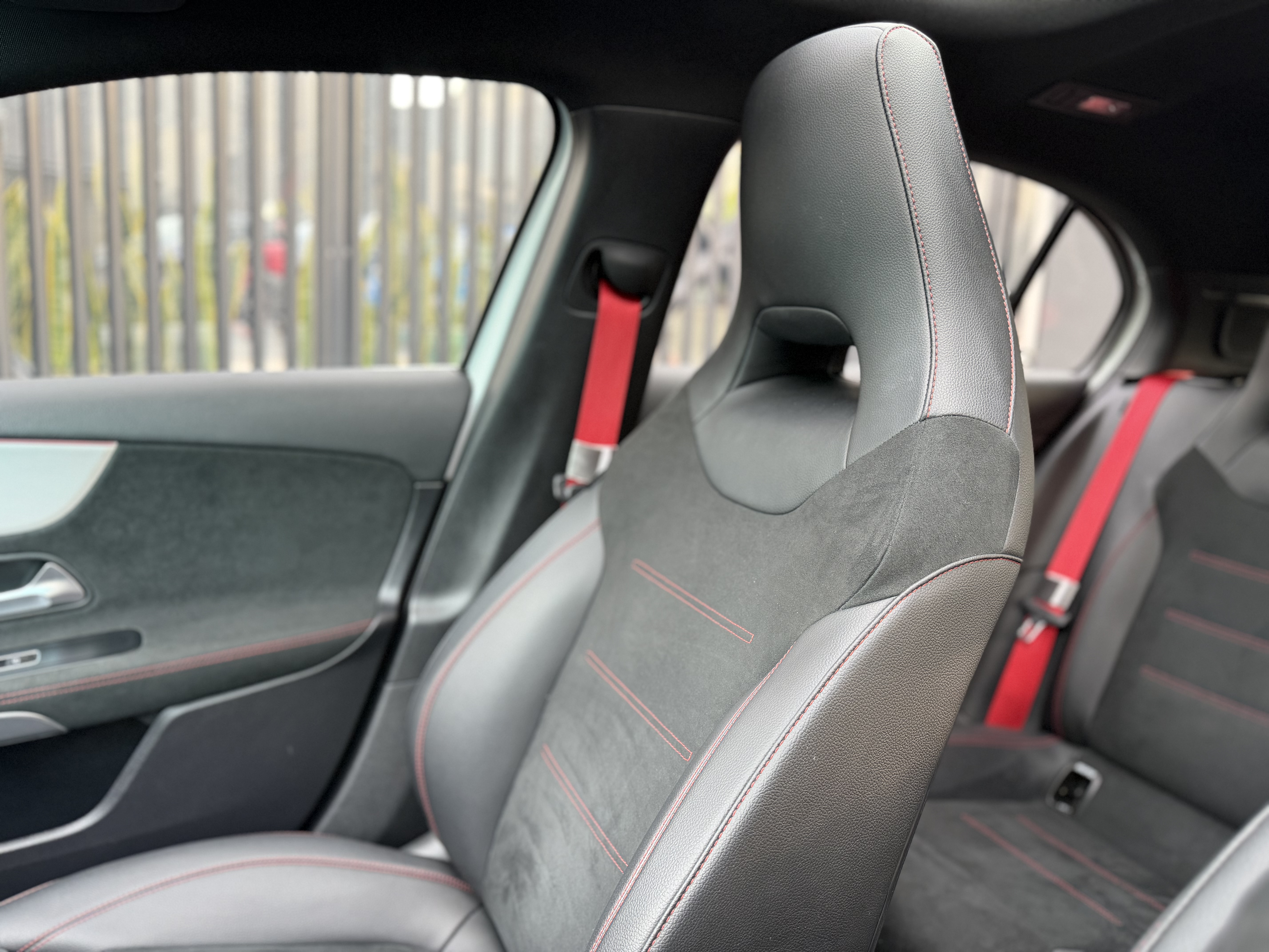 MERCEDES-BENZ A45 AMG A45S 2023