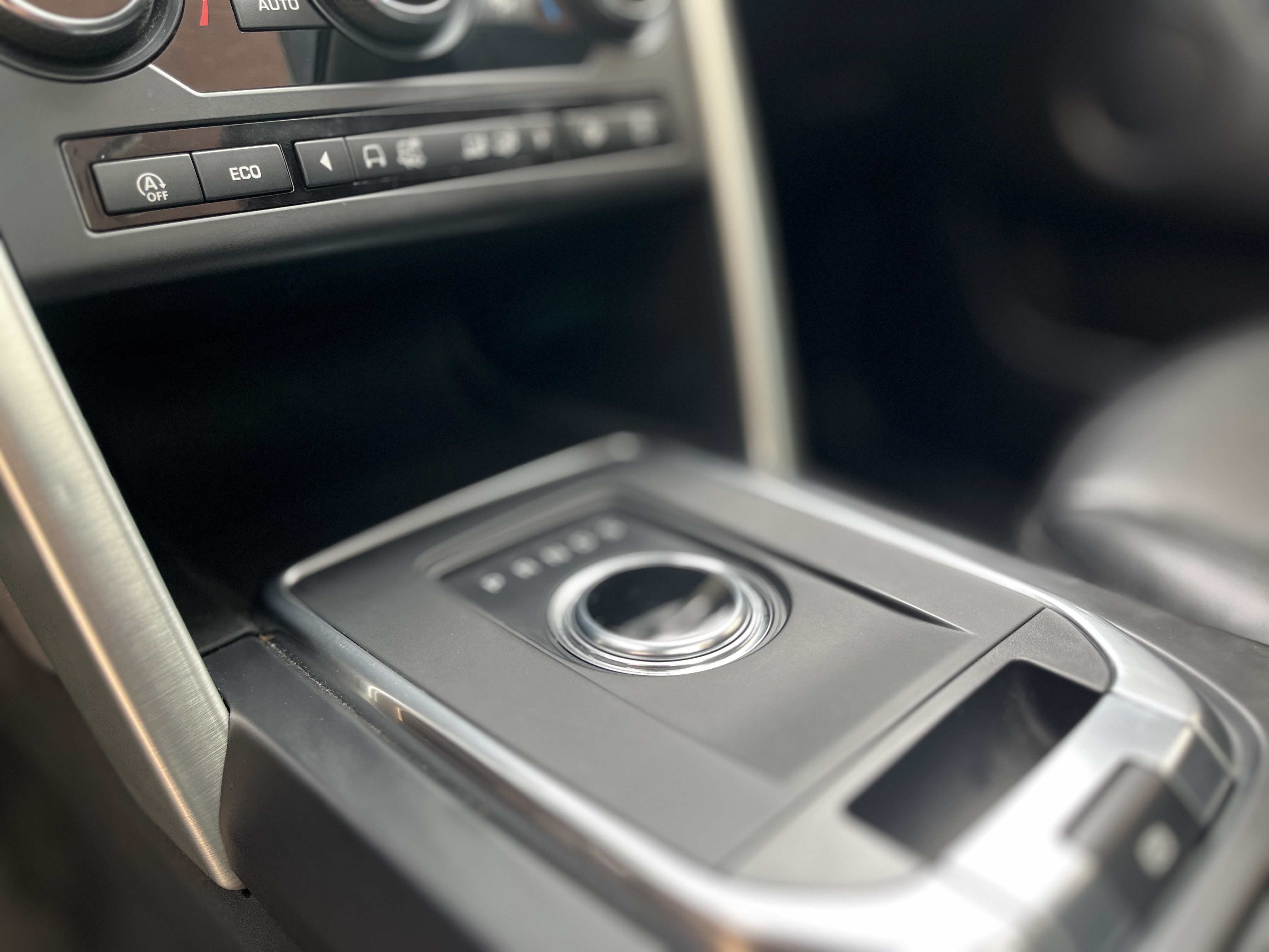 LAND ROVER DISCOVERY SE 2019