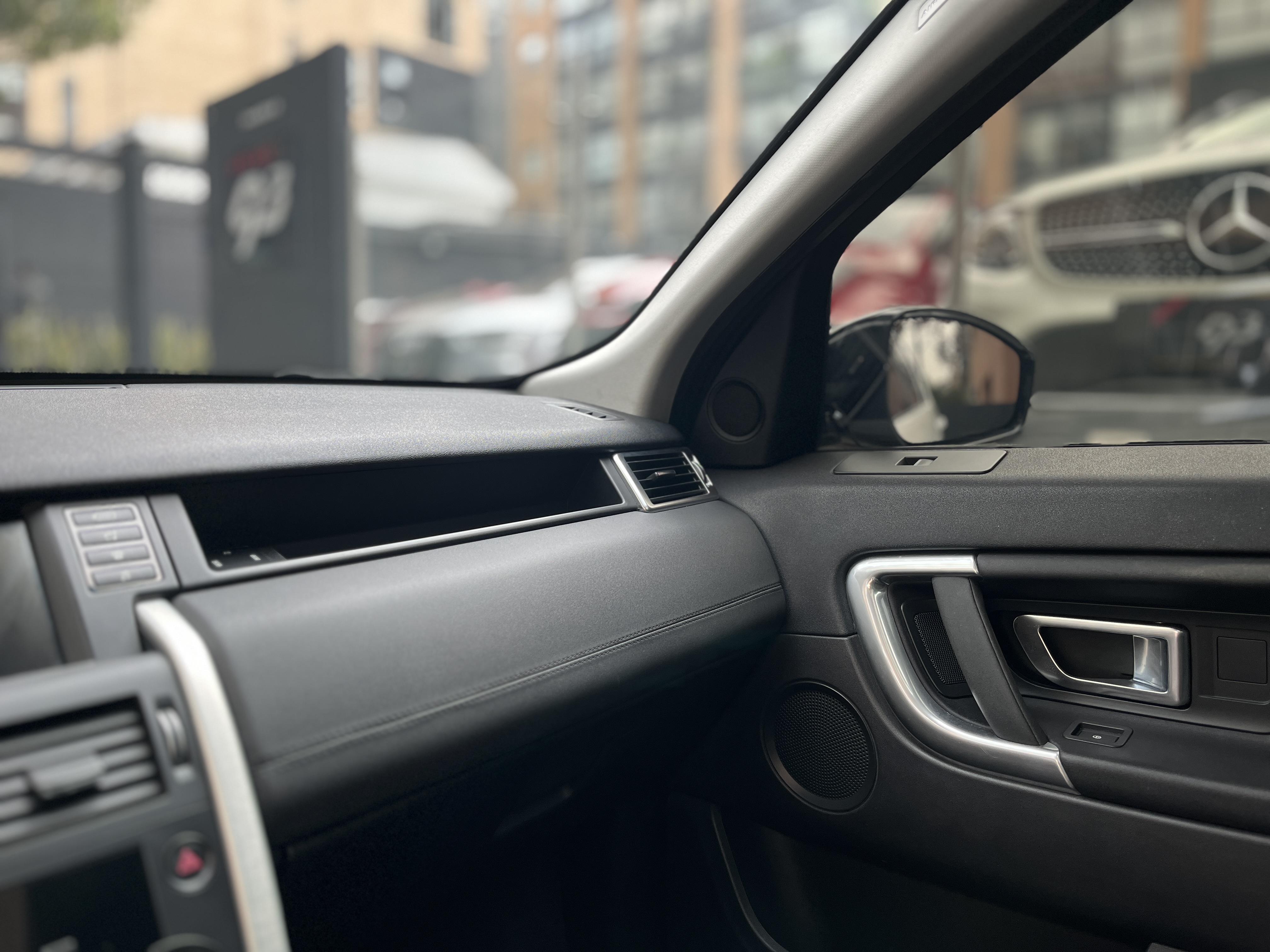 LAND ROVER DISCOVERY SE 2019