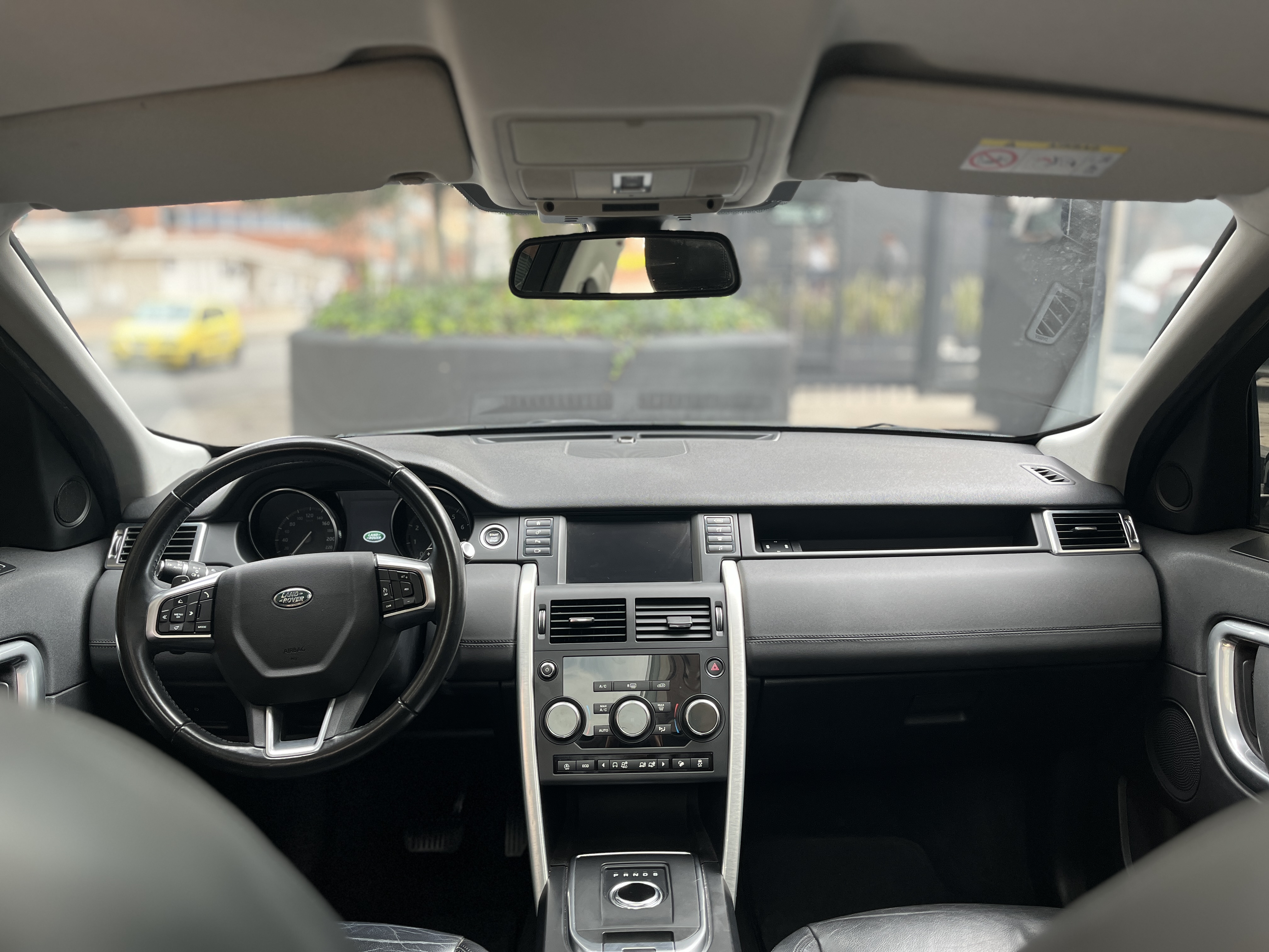 LAND ROVER DISCOVERY SE 2019