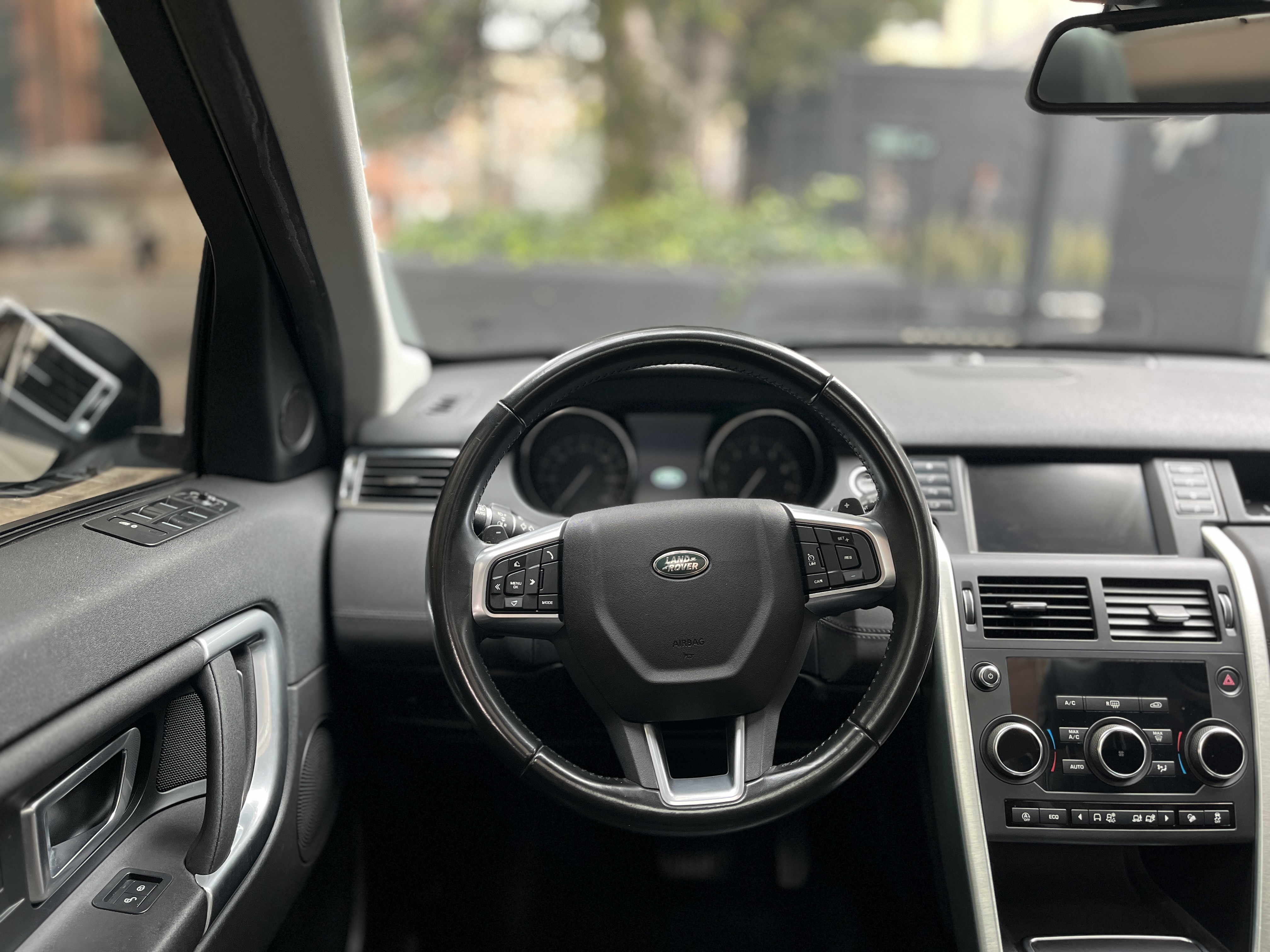 LAND ROVER DISCOVERY SE 2019