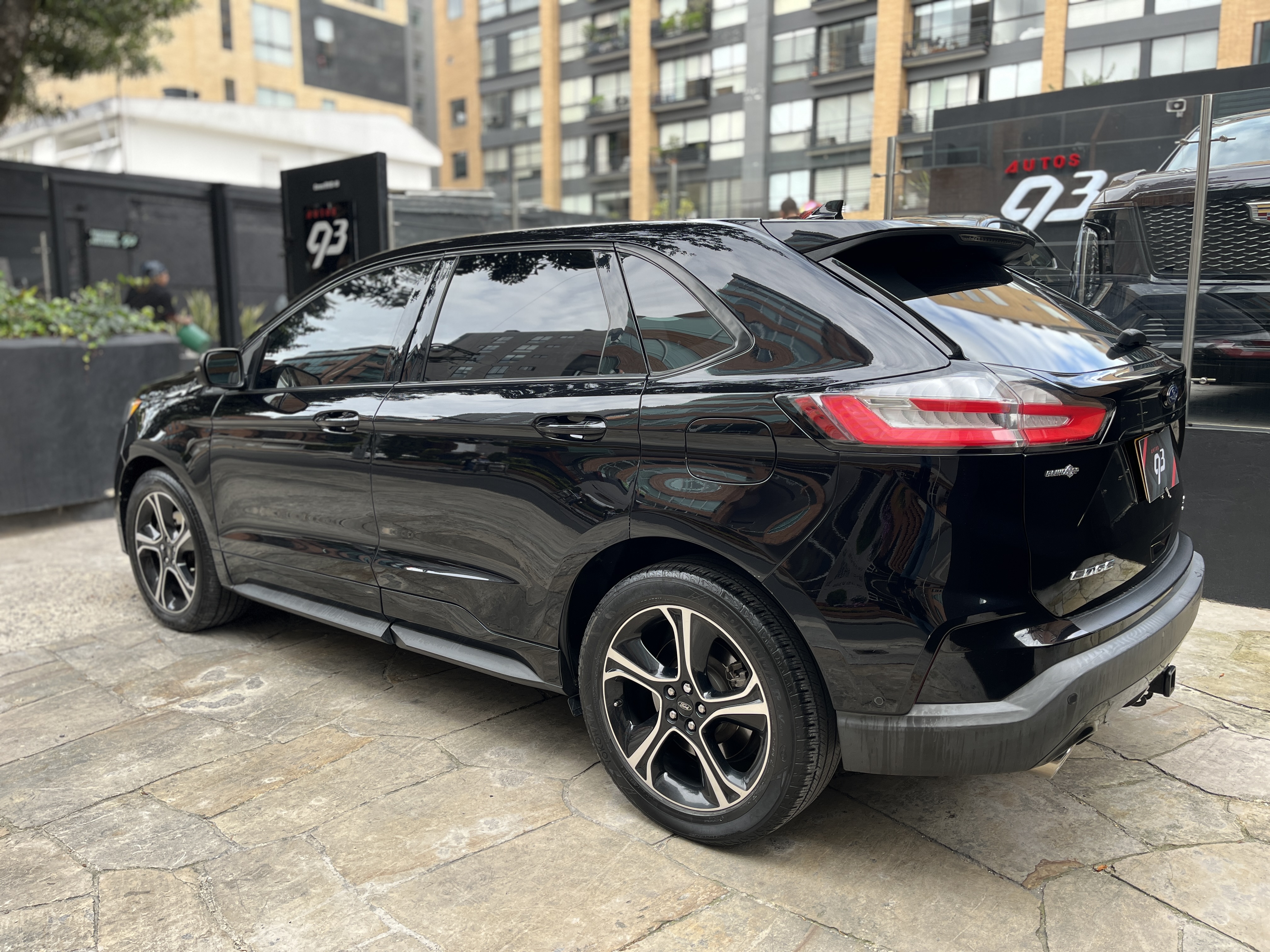 FORD EDGE ST 2019