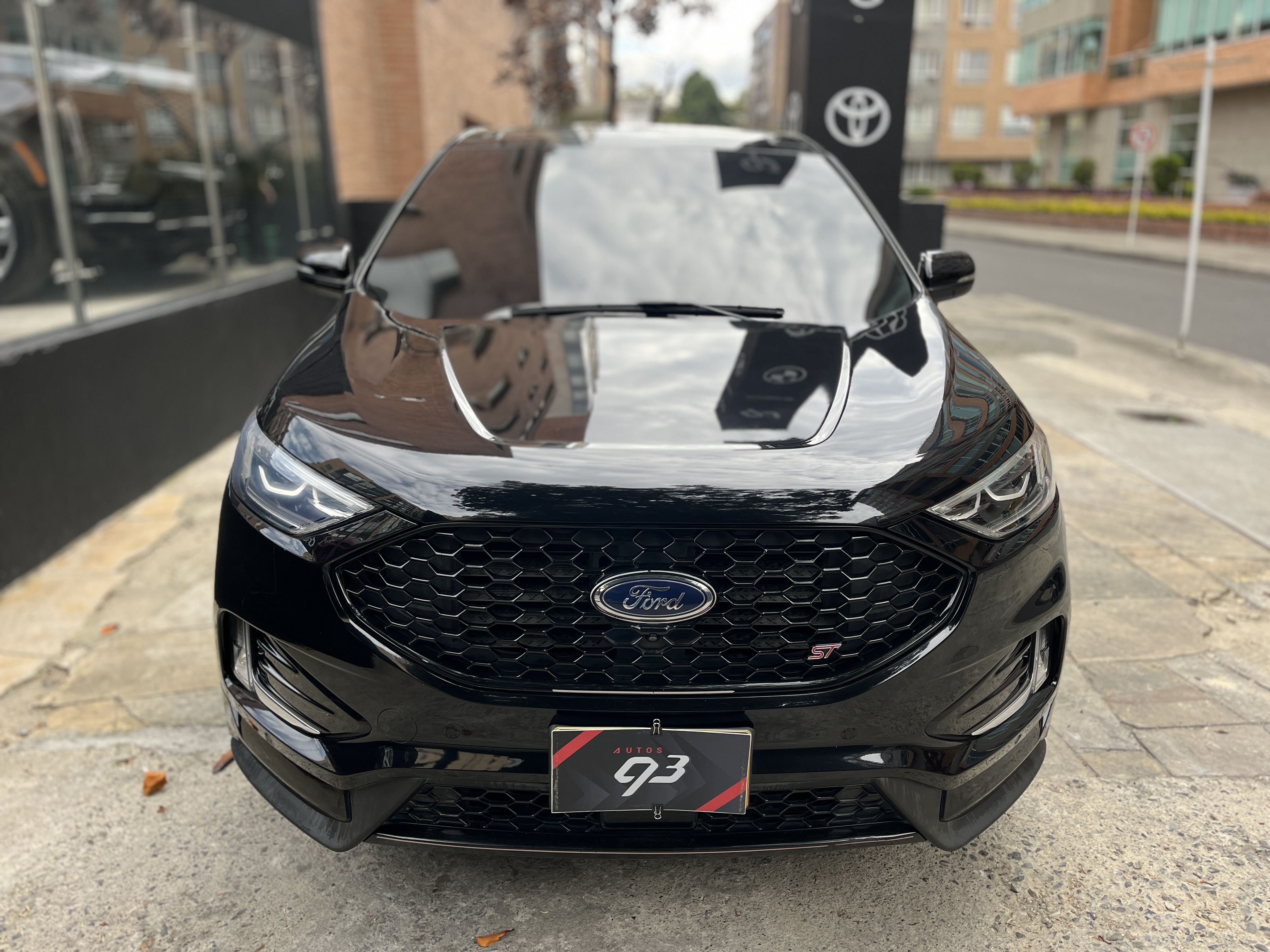 FORD EDGE ST 2019
