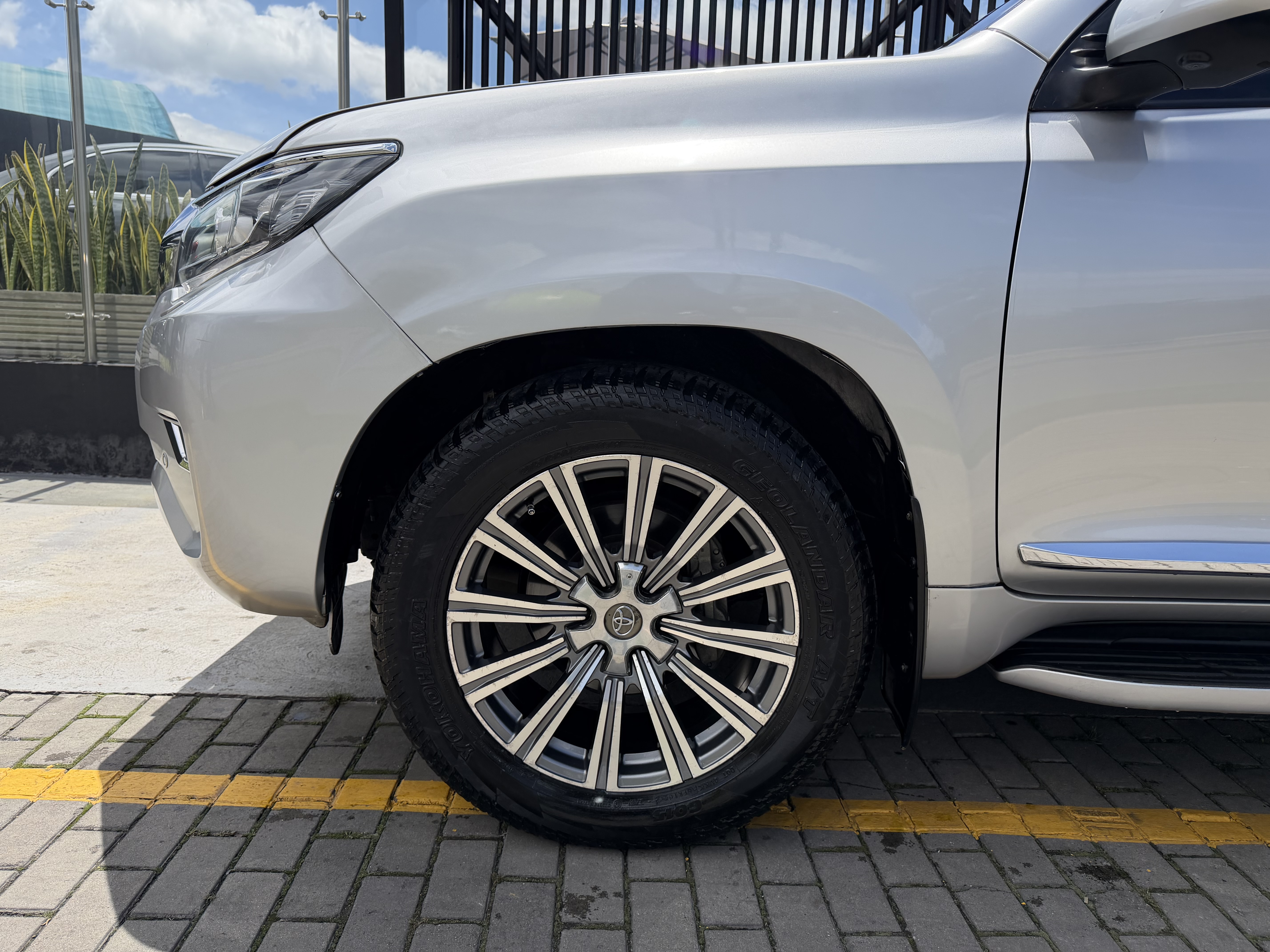TOYOTA PRADO VX 2017