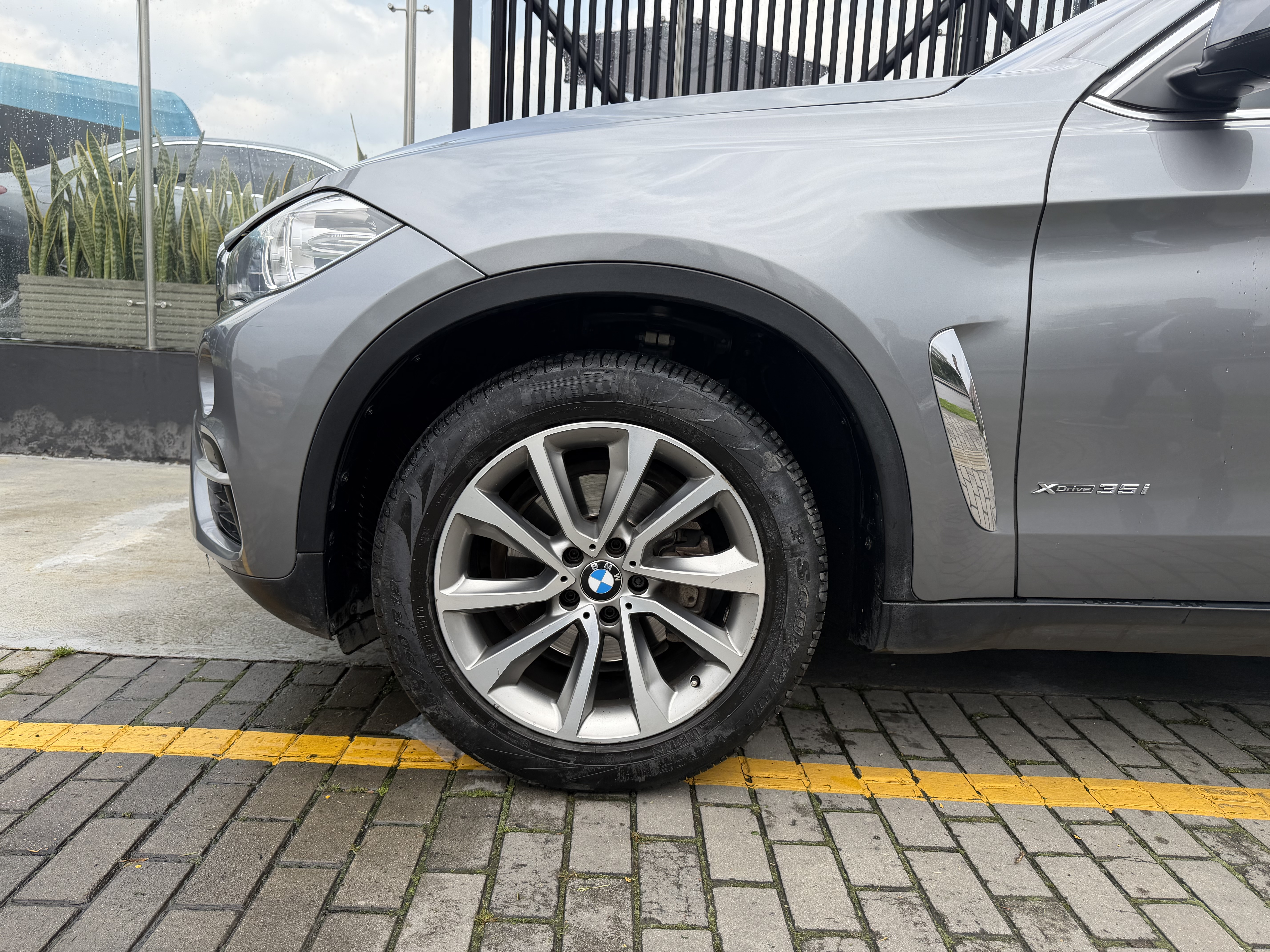 BMW X6 XDRIVE35I 2018