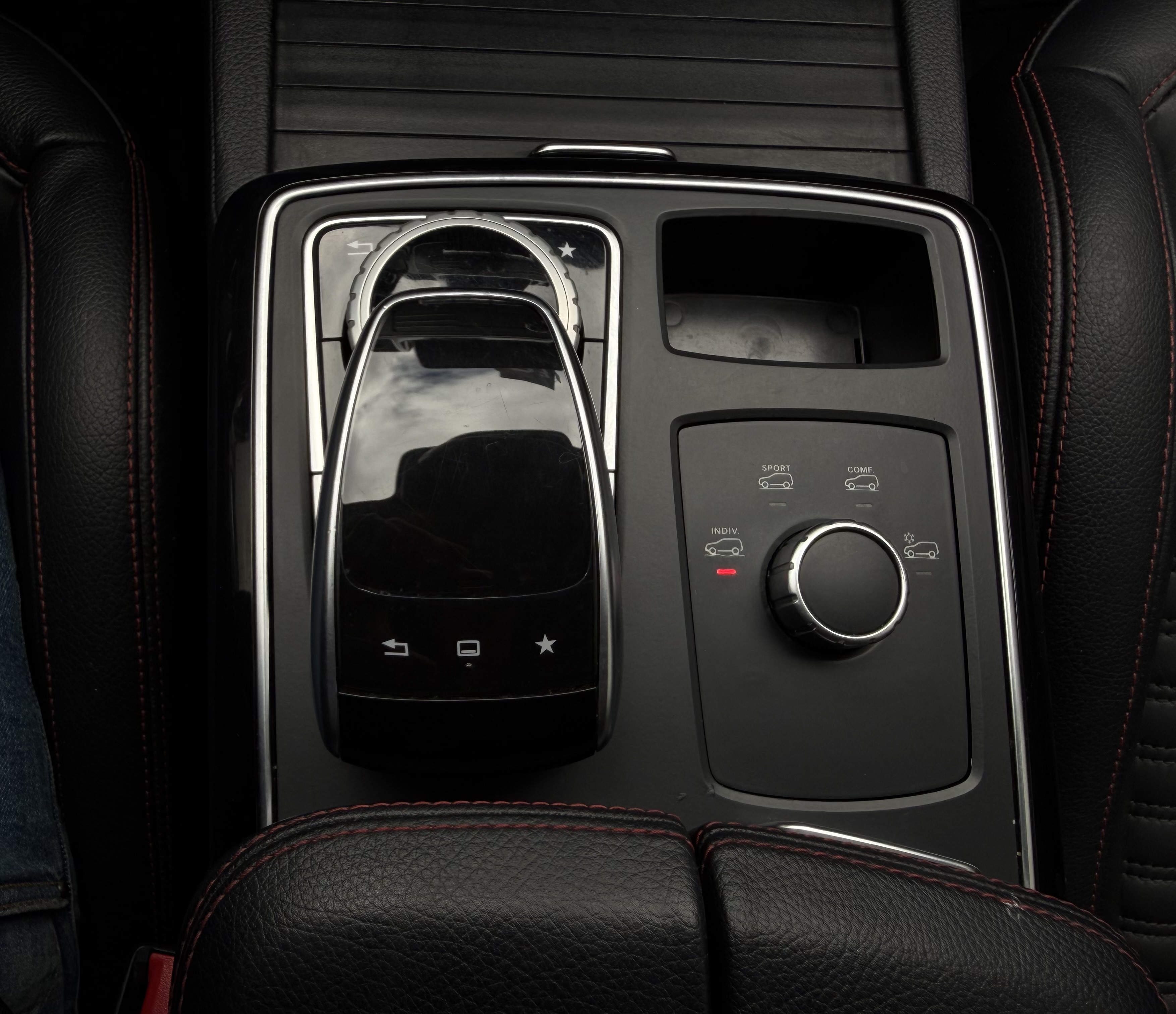 MERCEDES-BENZ GLE350 D 2016