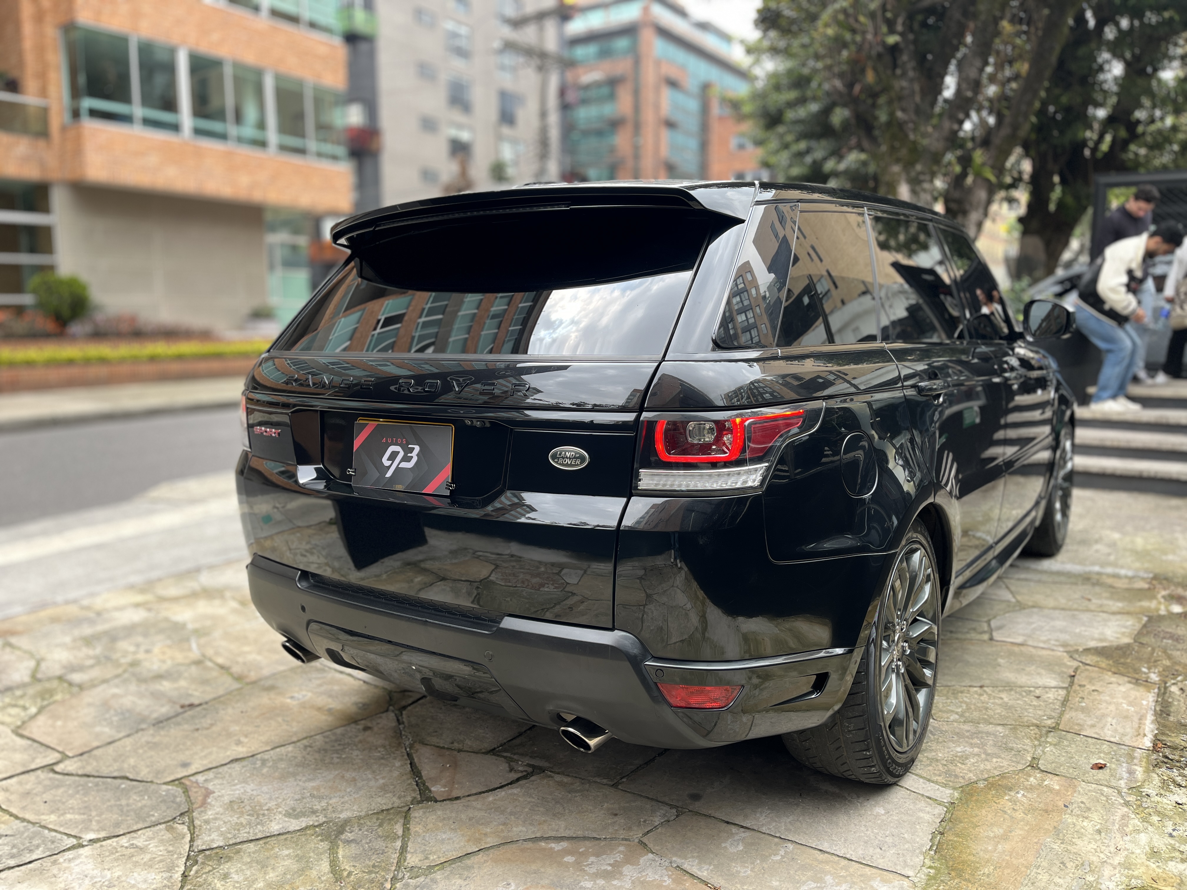 LAND ROVER EVOQUE RANGE ROVER SPORT 2016