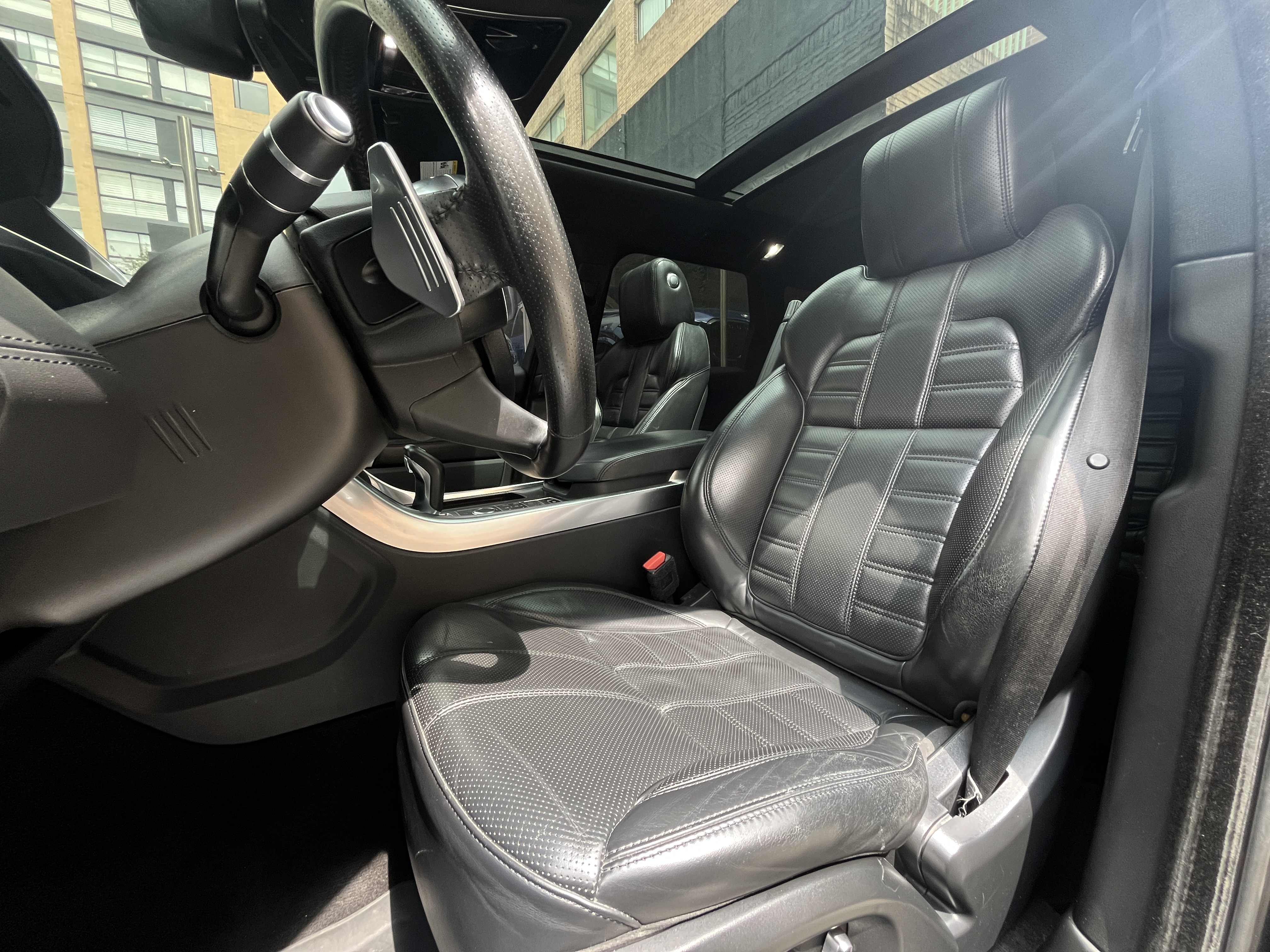 LAND ROVER EVOQUE RANGE ROVER SPORT 2016
