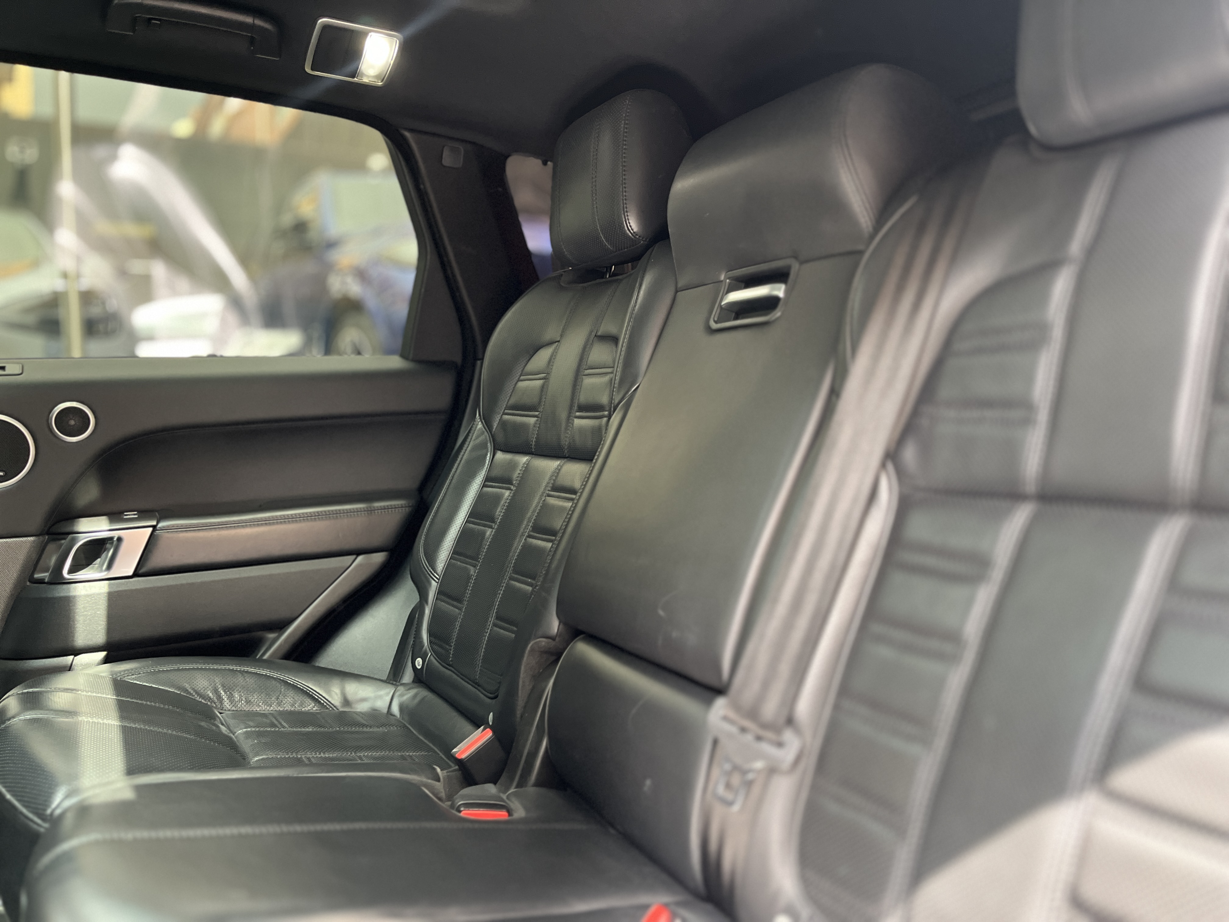 LAND ROVER EVOQUE RANGE ROVER SPORT 2016