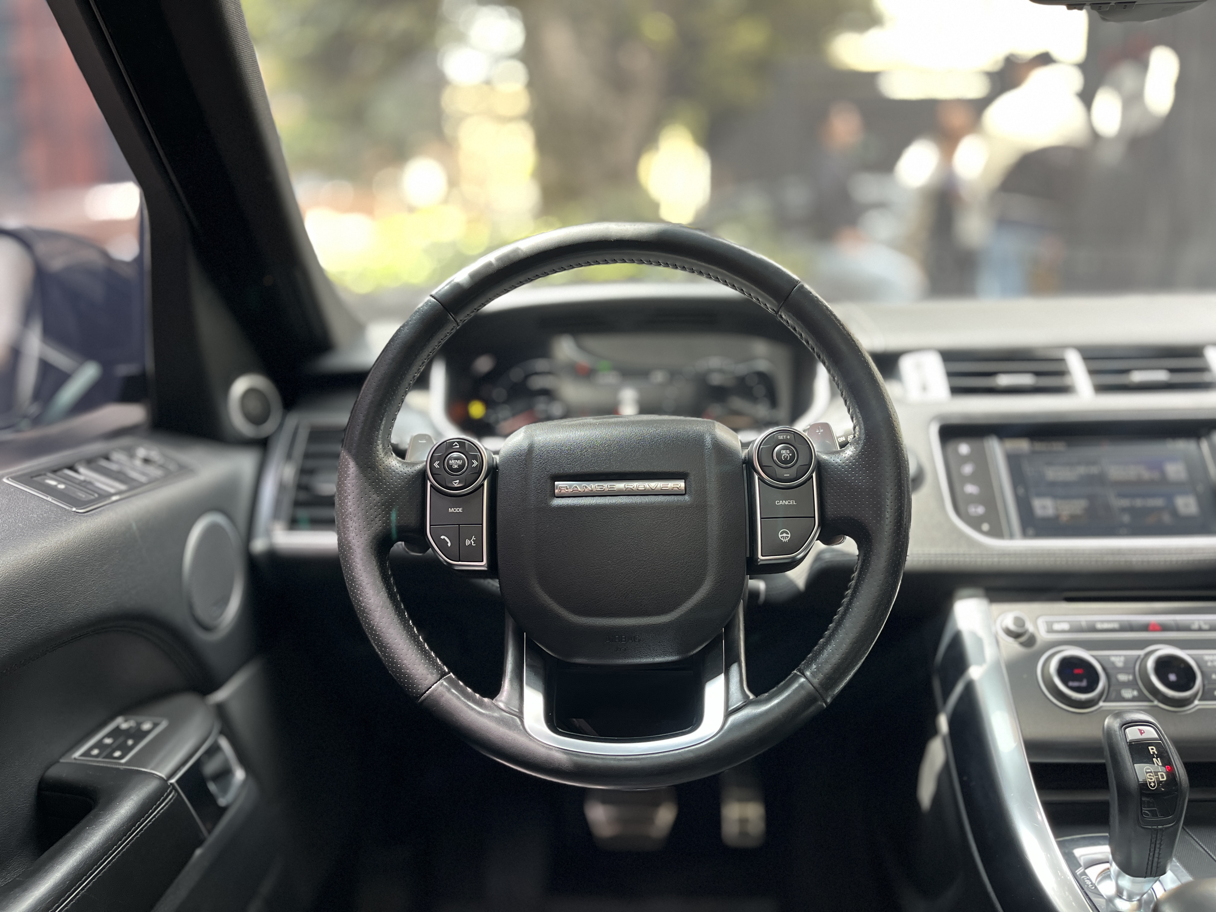 LAND ROVER EVOQUE RANGE ROVER SPORT 2016
