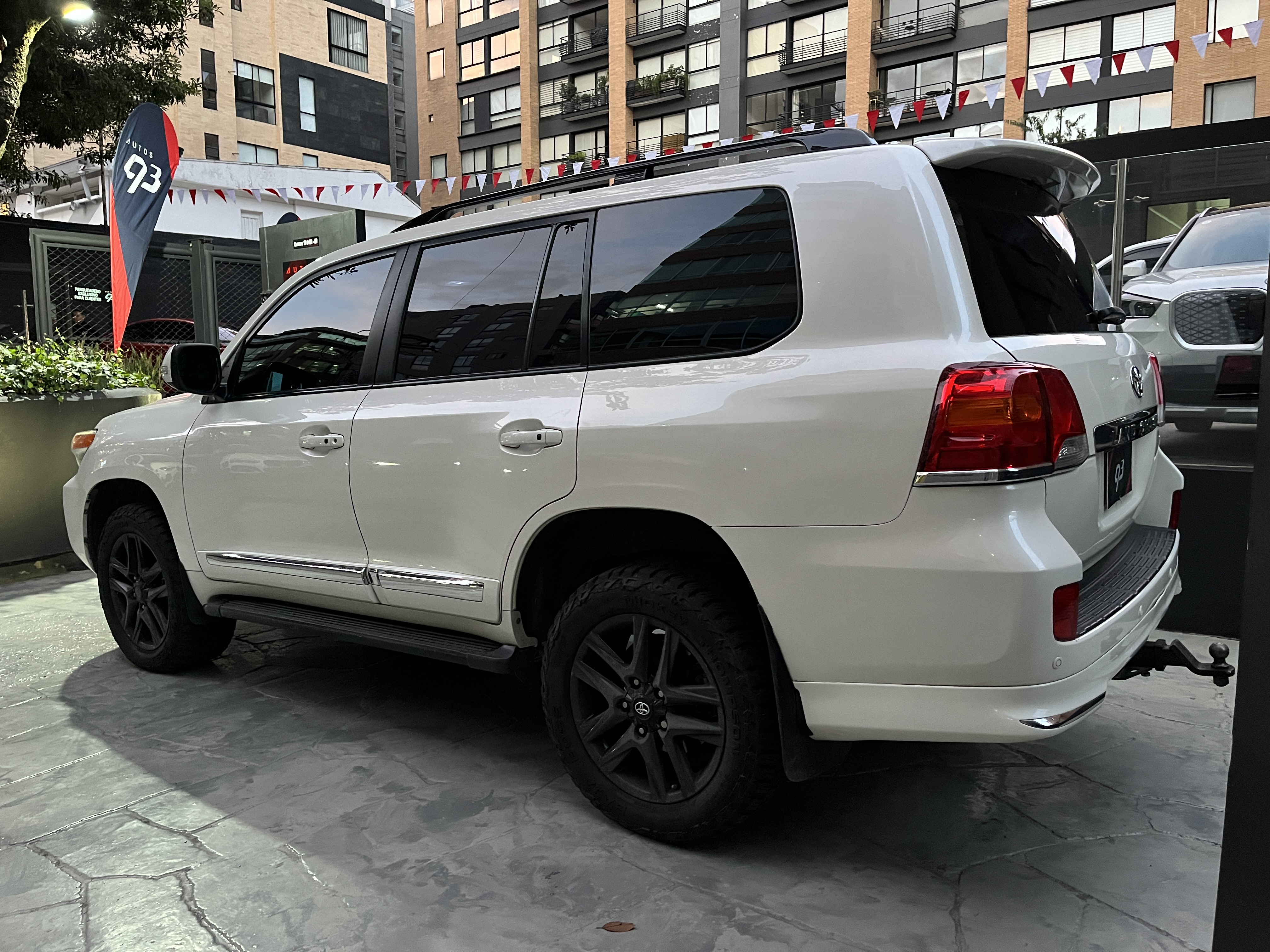 TOYOTA LAND CRUISER 200 LC200 2013