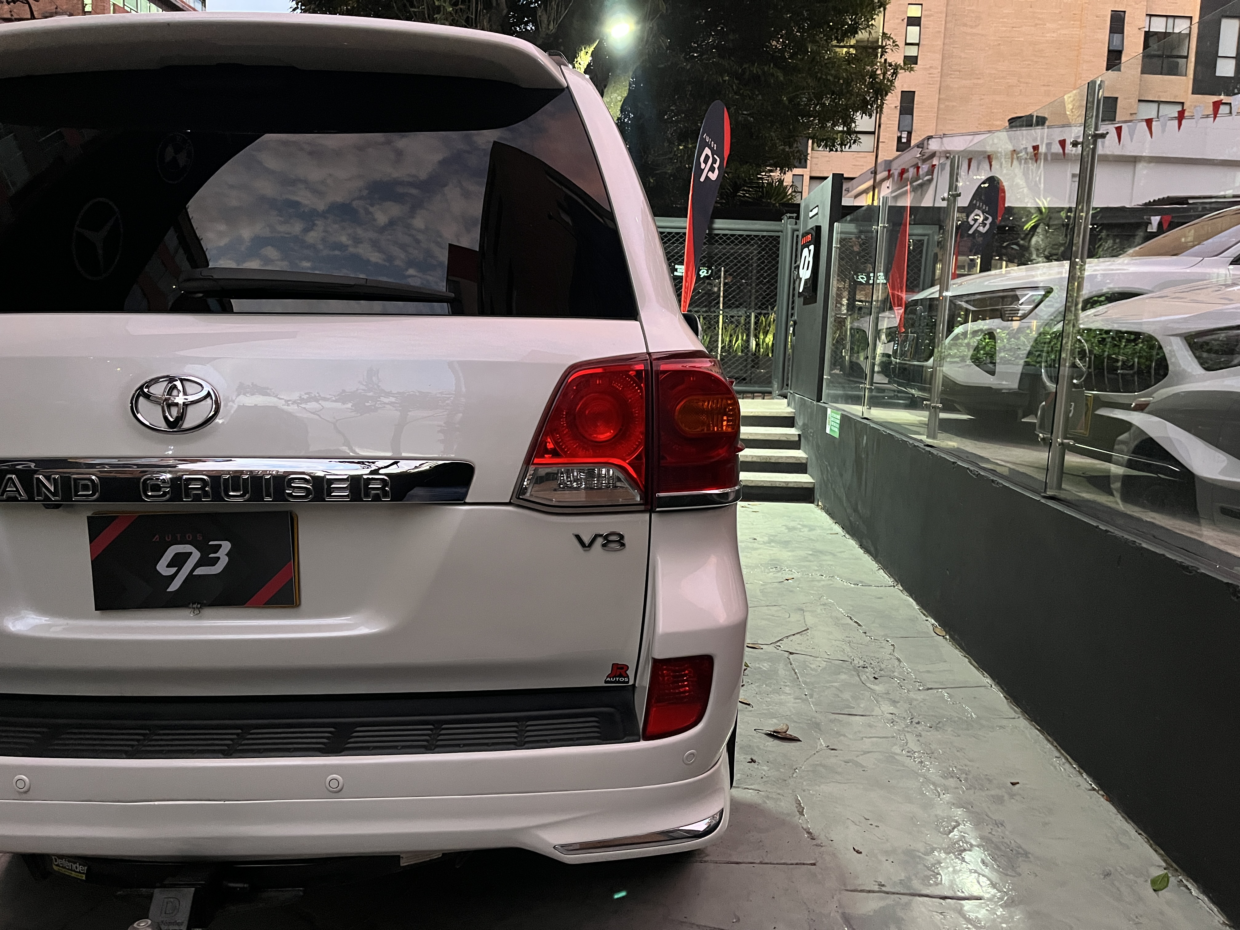 TOYOTA LAND CRUISER 200 LC200 2013