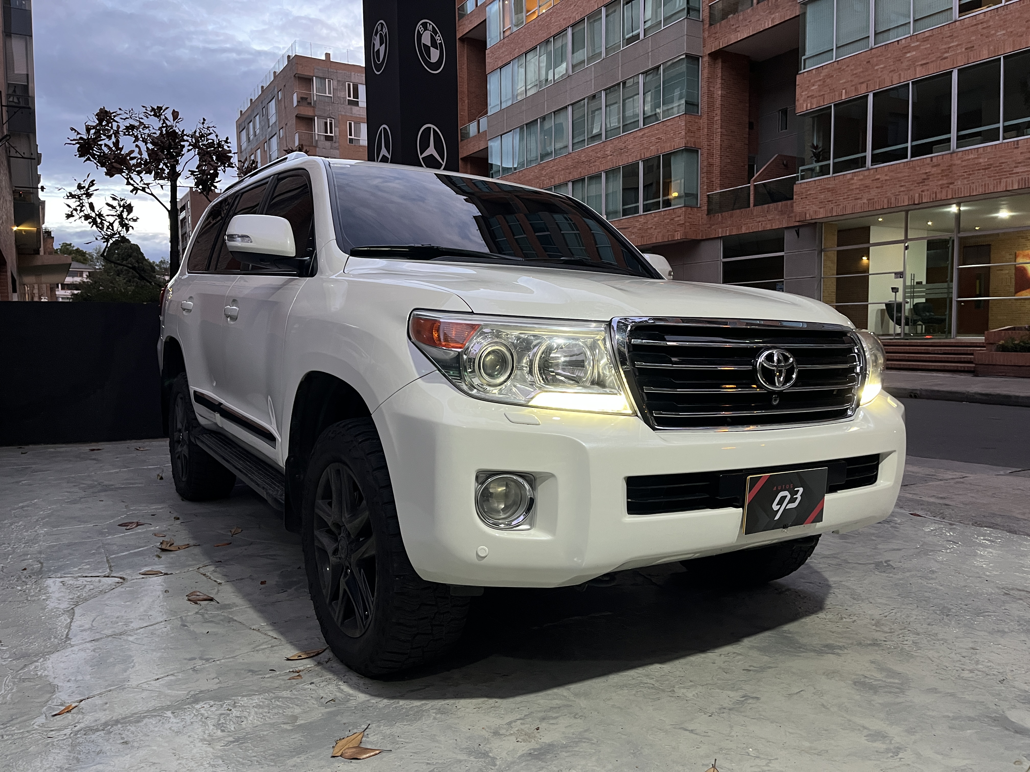 TOYOTA LAND CRUISER 200 LC200 2013