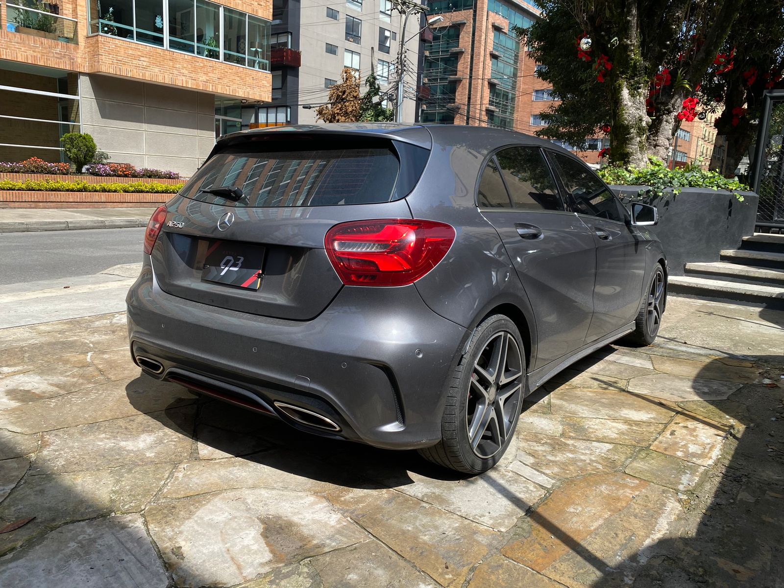 MERCEDES-BENZ A250 SPORT 2017