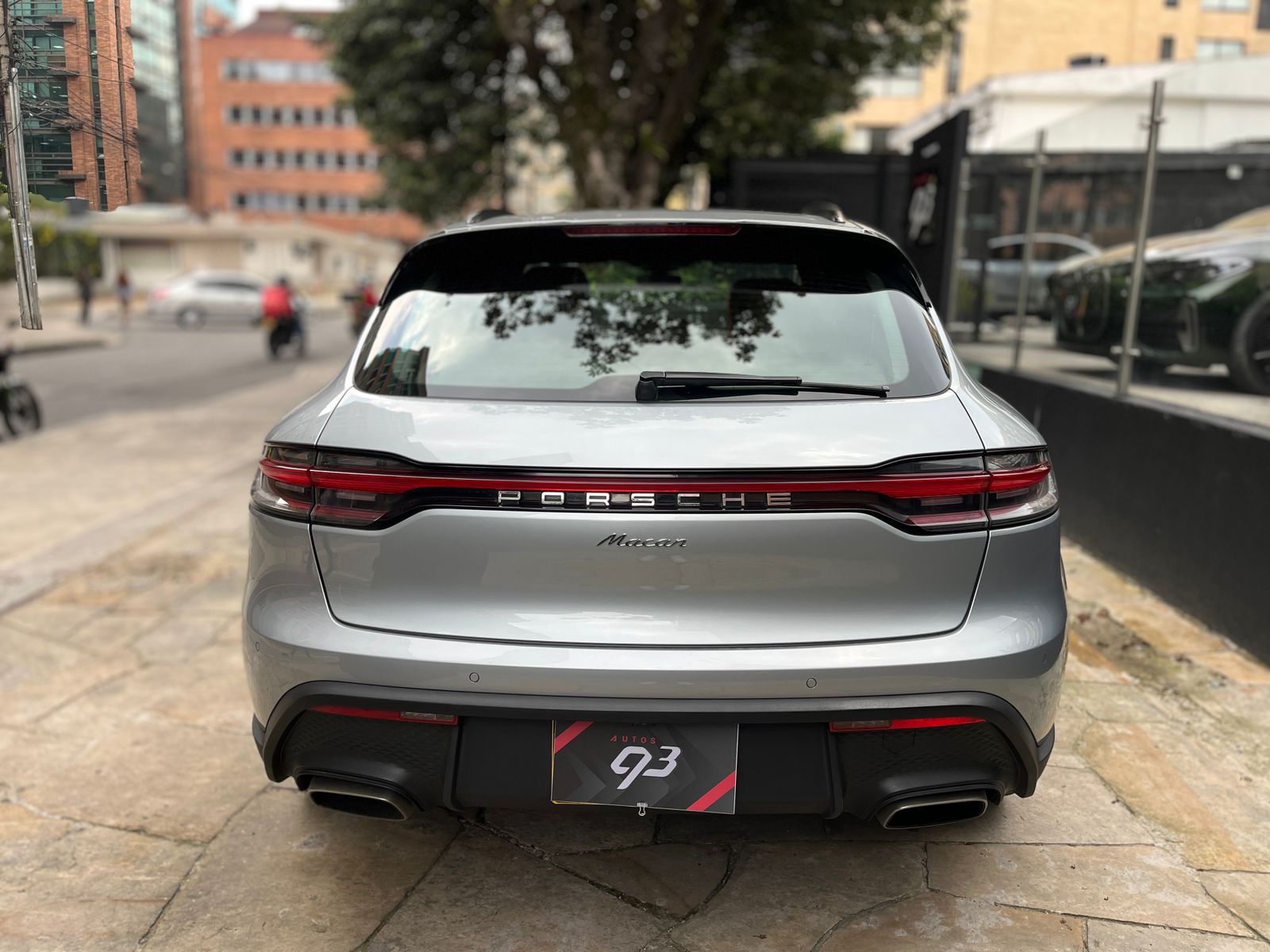 PORSCHE MACAN 2023