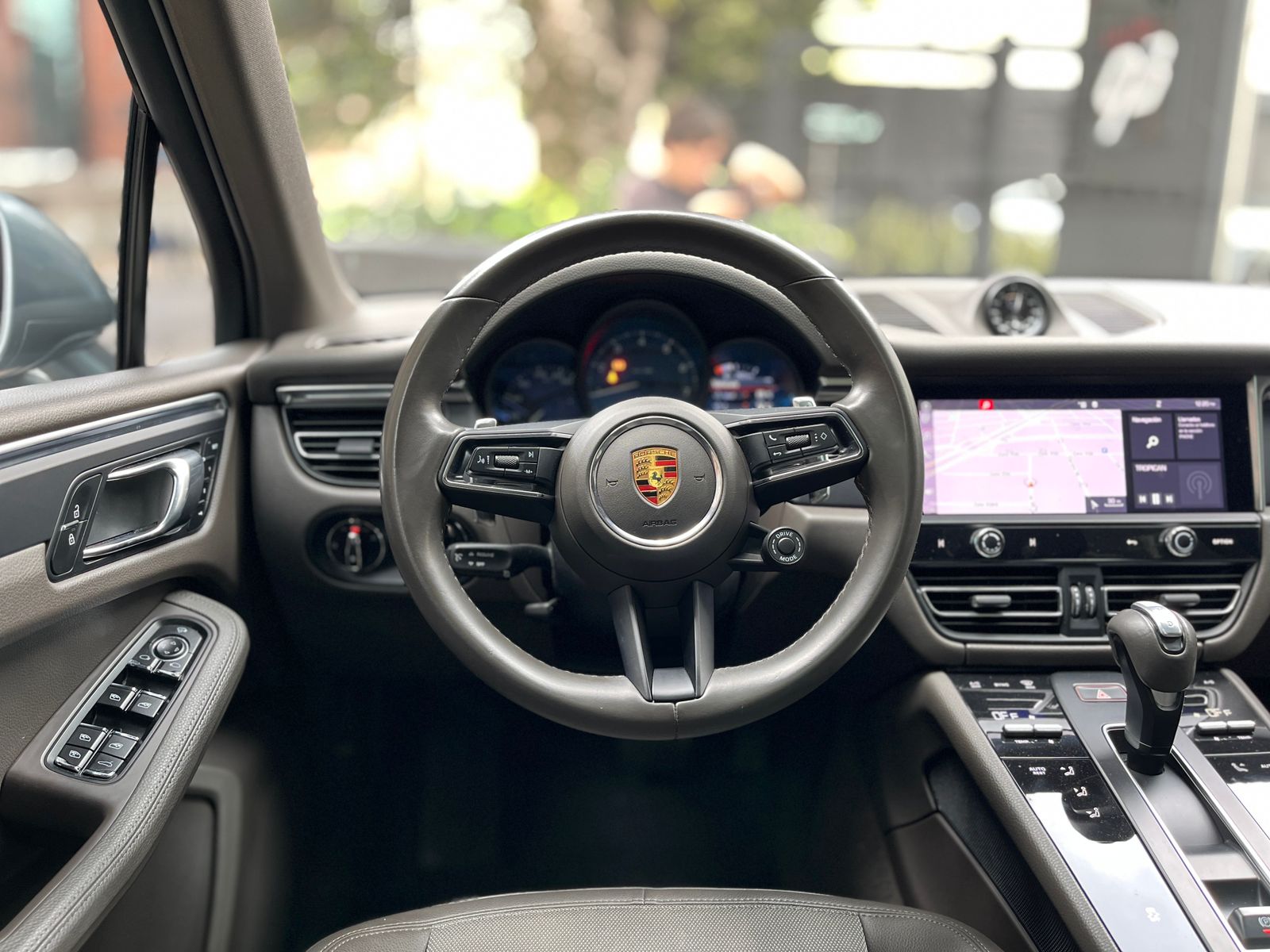 PORSCHE MACAN 2023