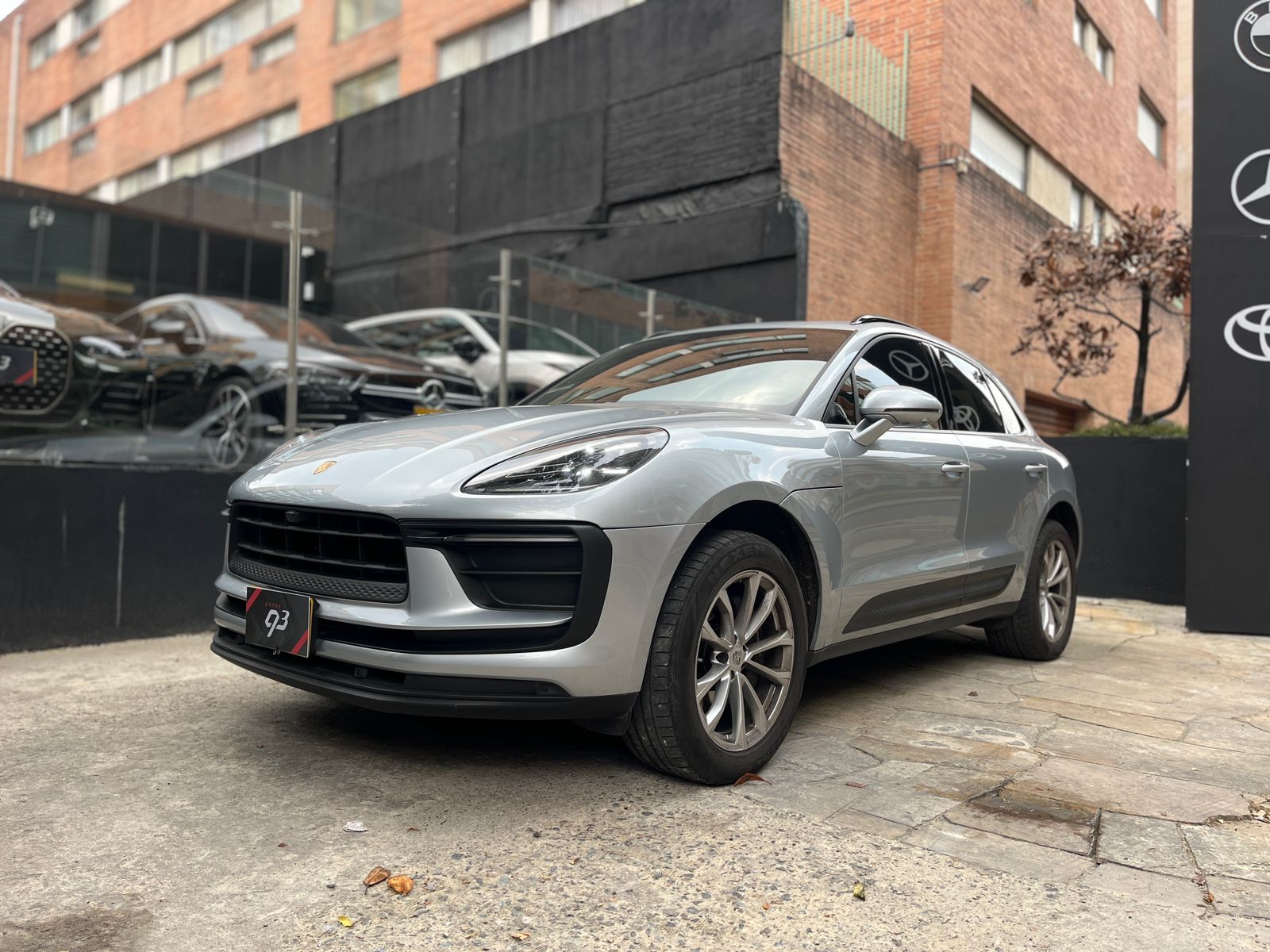 PORSCHE MACAN 2023
