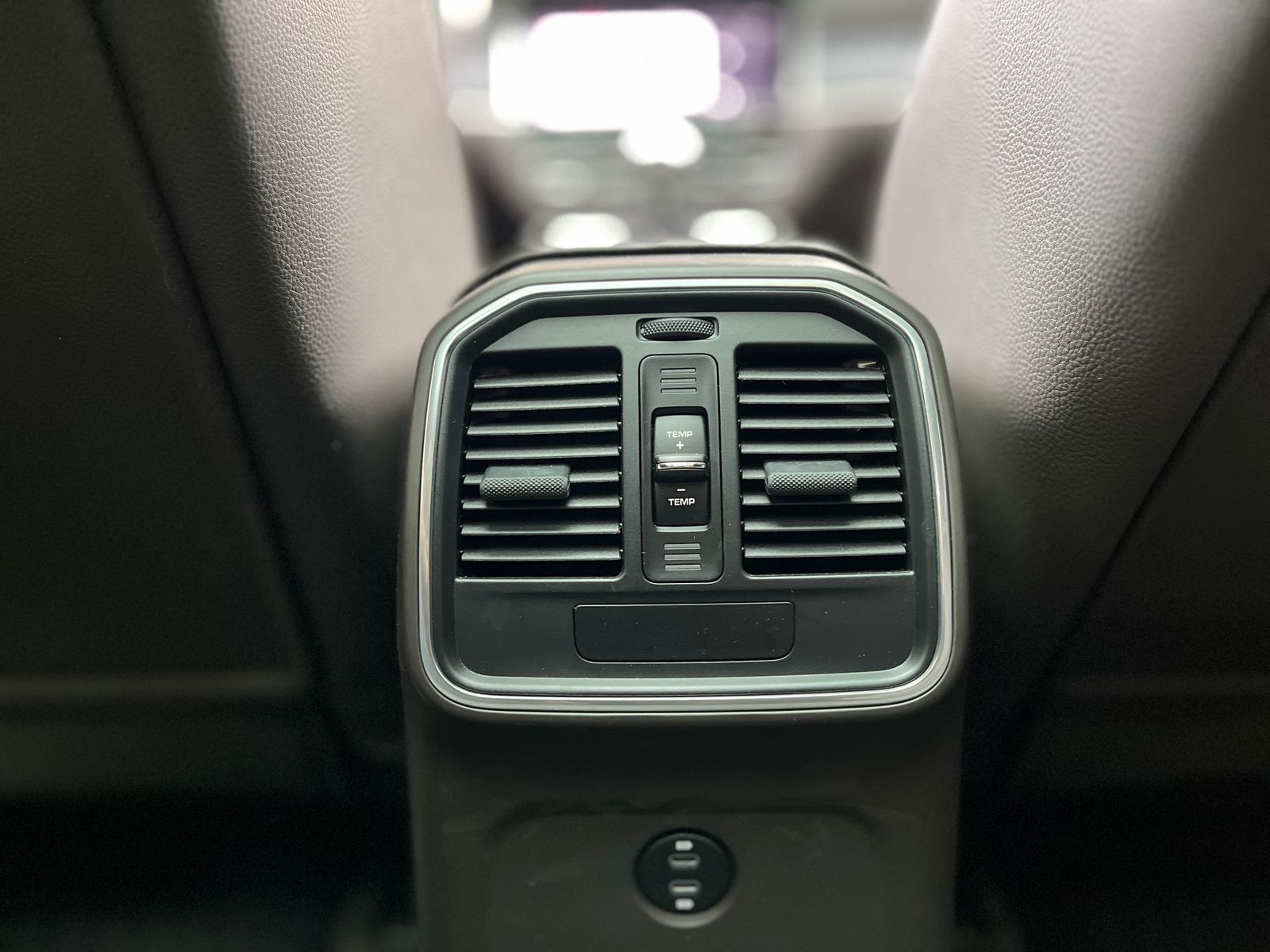 PORSCHE MACAN 2023