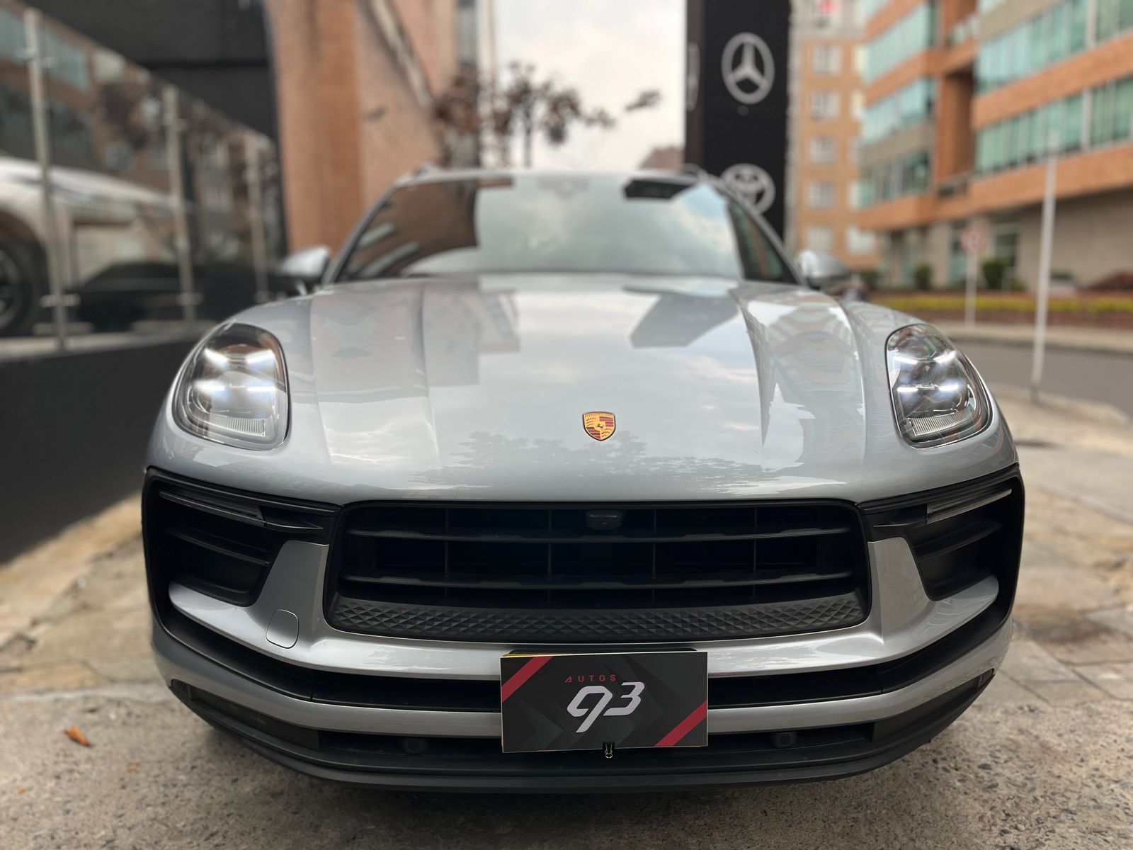 PORSCHE MACAN 2023