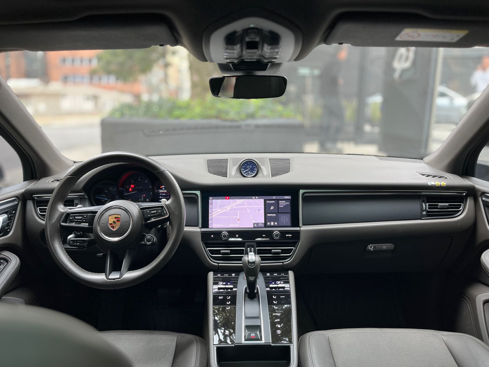 PORSCHE MACAN 2023