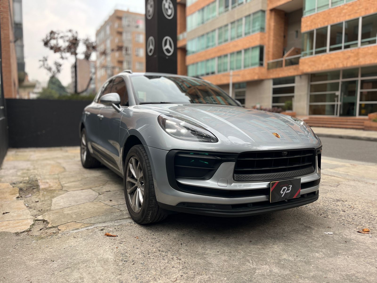 PORSCHE MACAN 2023
