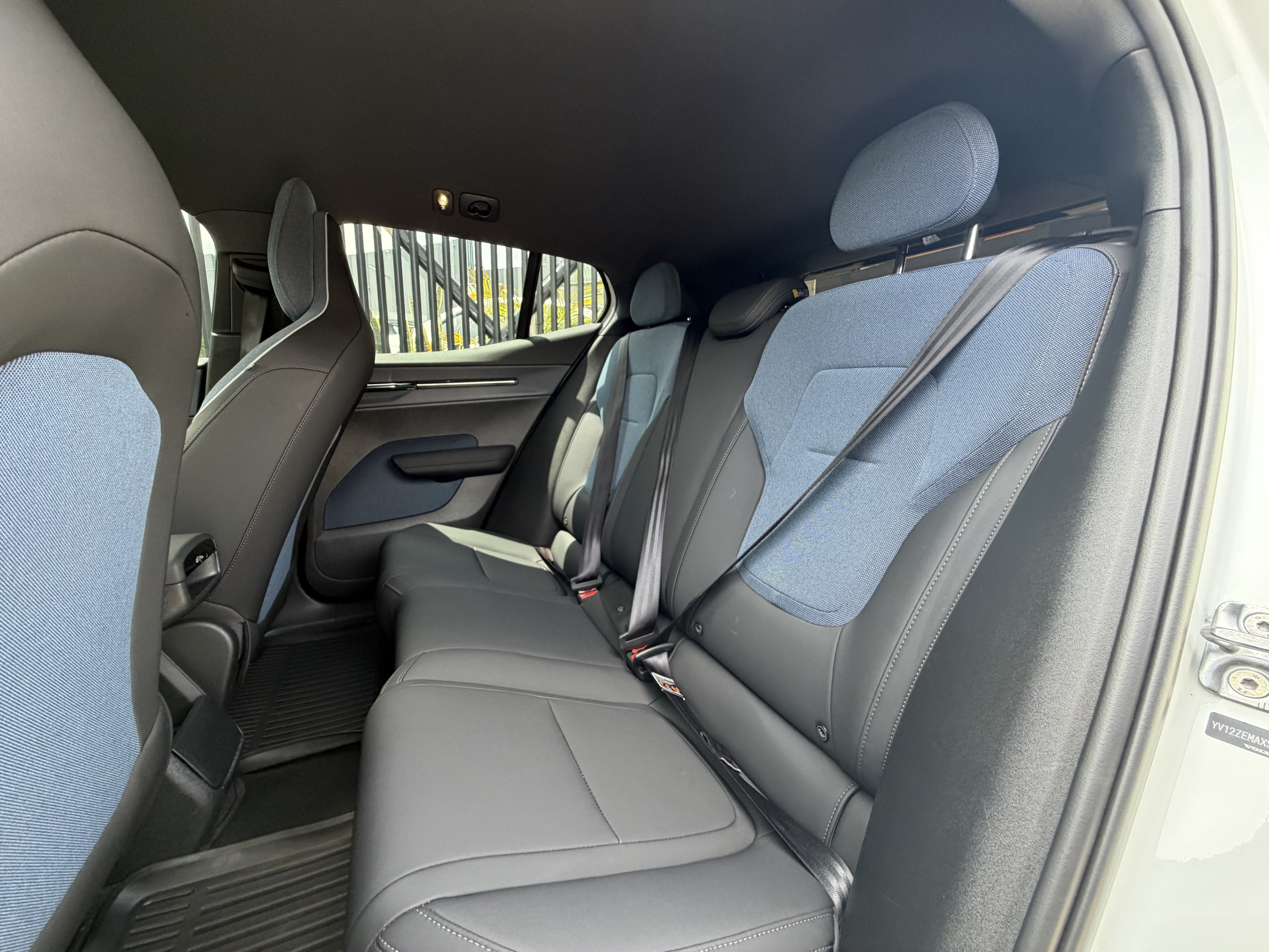 VOLVO EX30 CORE RWD 2025