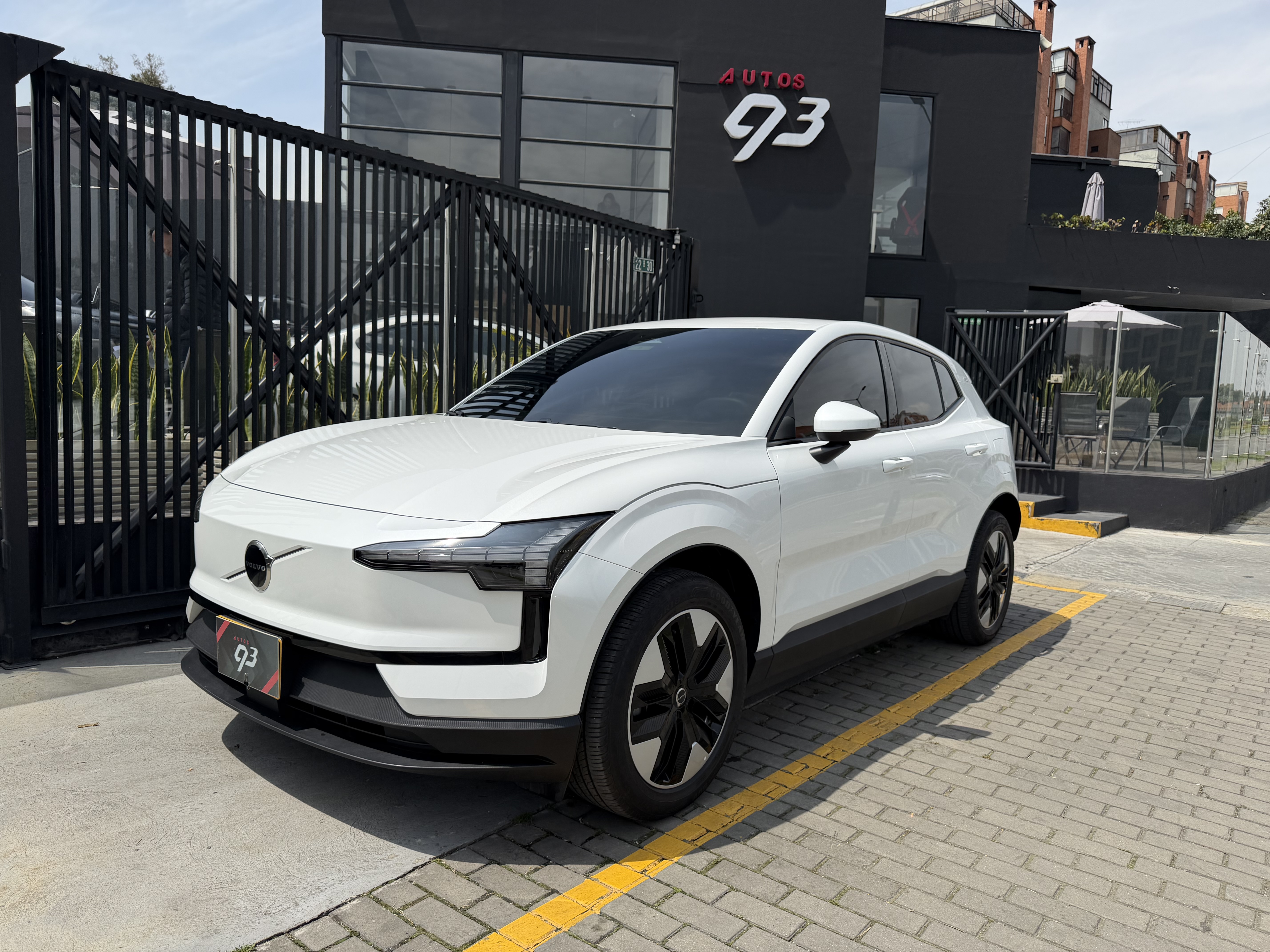 VOLVO EX30 CORE RWD 2025