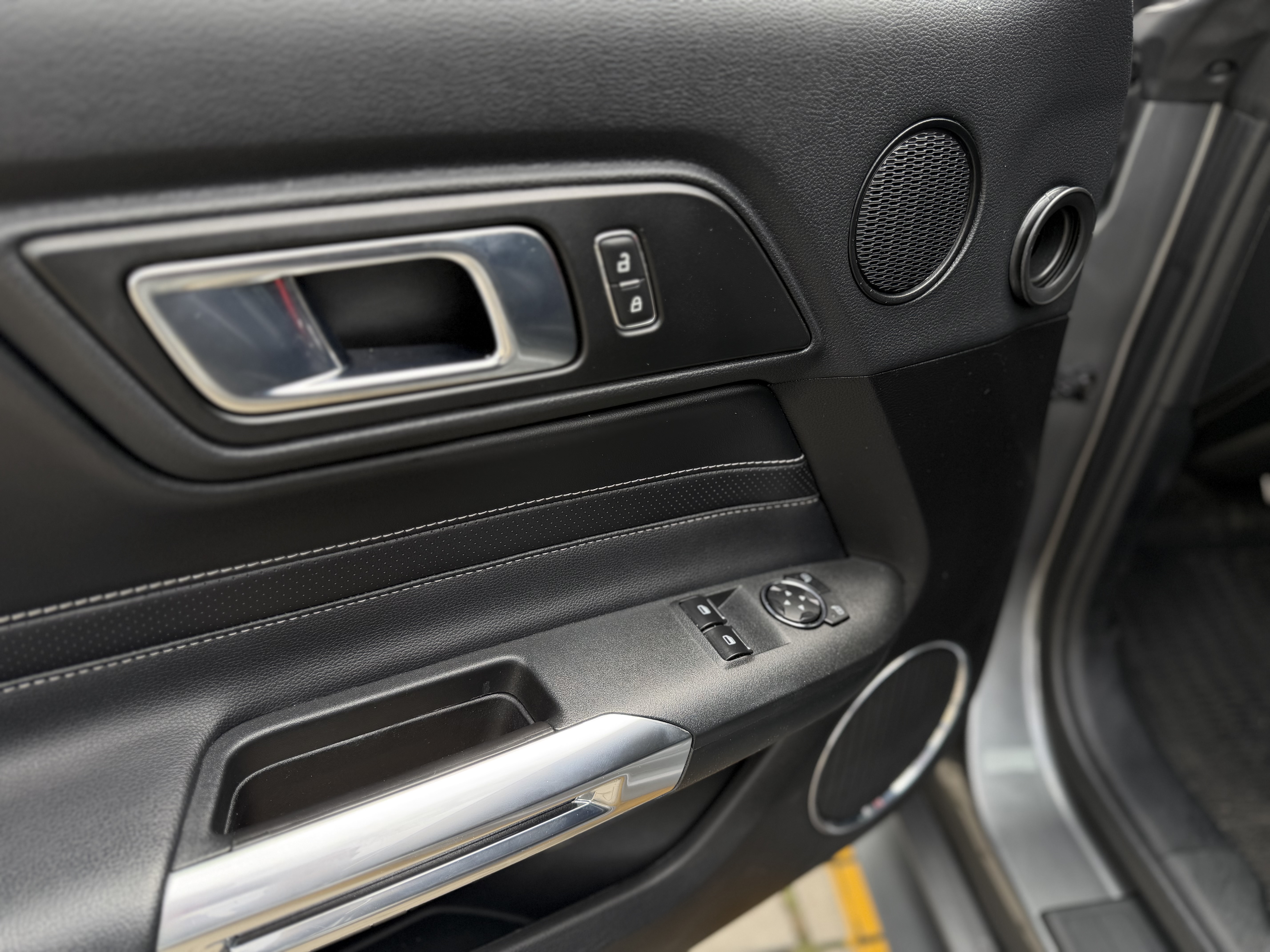 FORD MUSTANG GT 2022