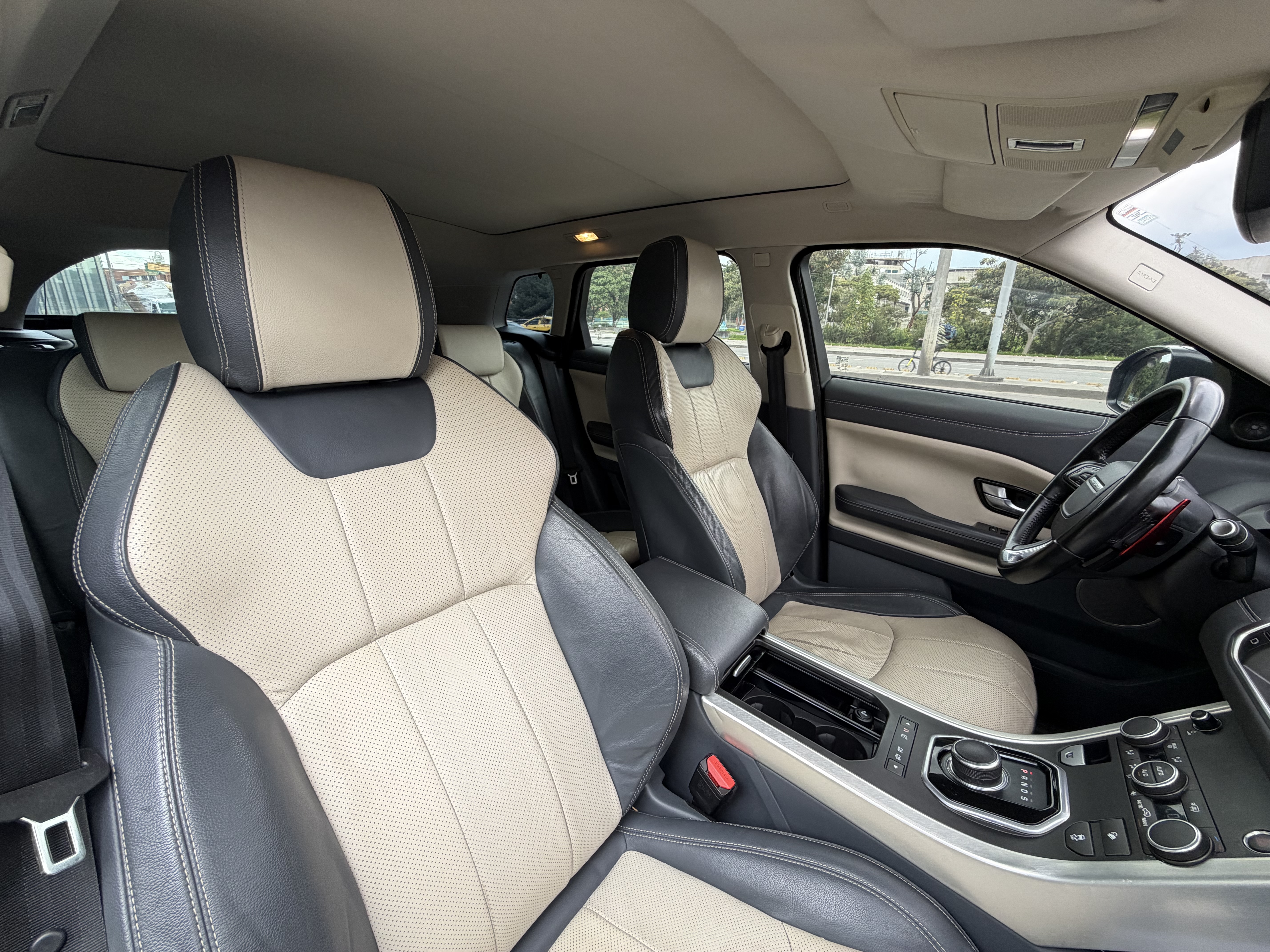 LAND ROVER EVOQUE RANGE ROVER 2017