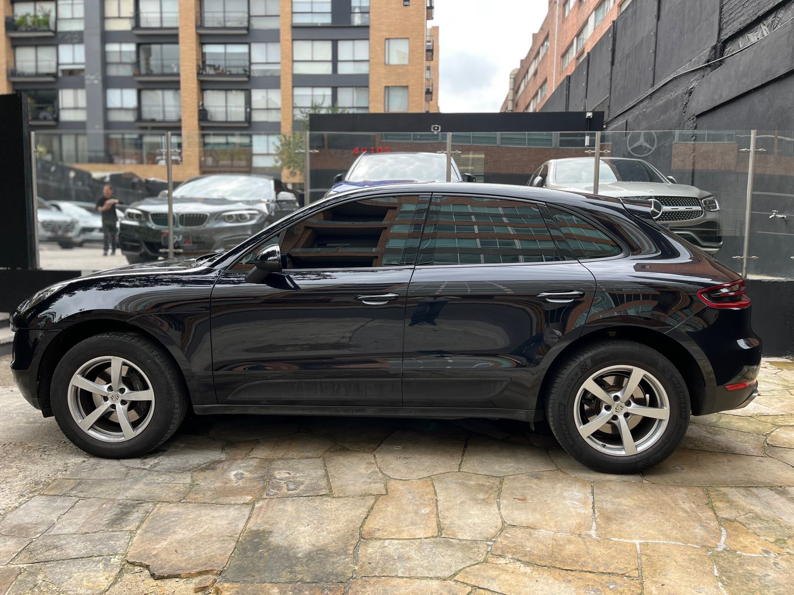 PORSCHE MACAN 2015