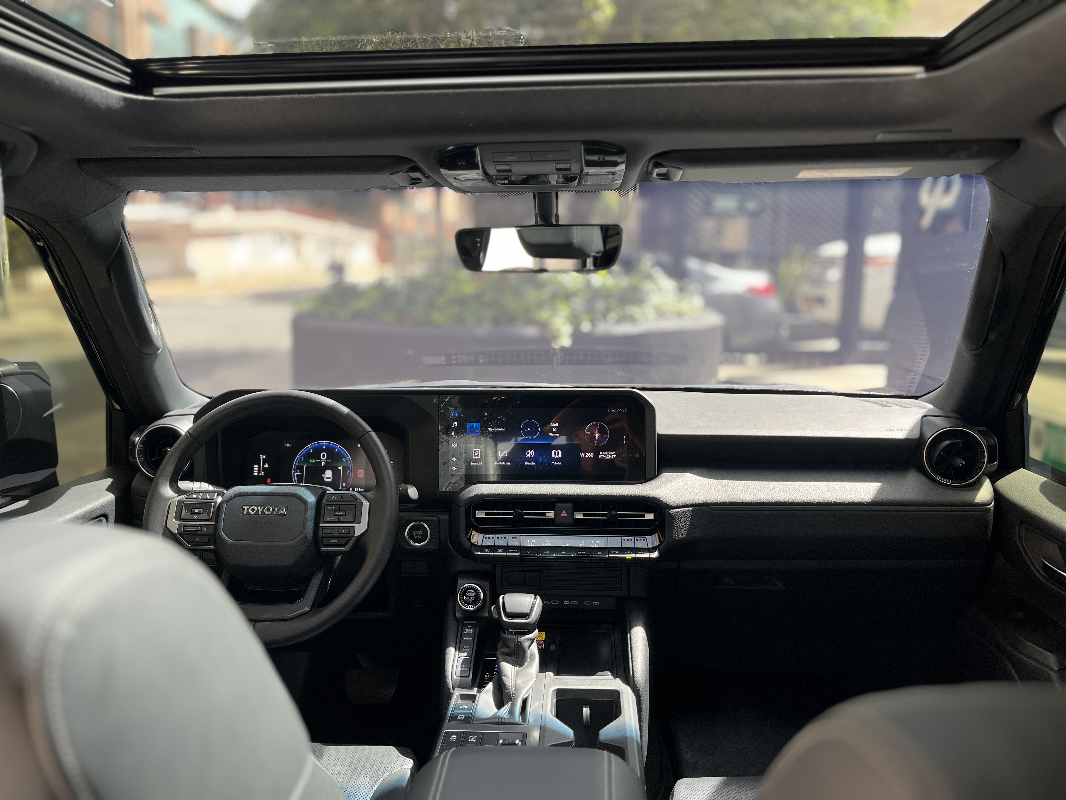 TOYOTA PRADO LAND CRUISER 2025