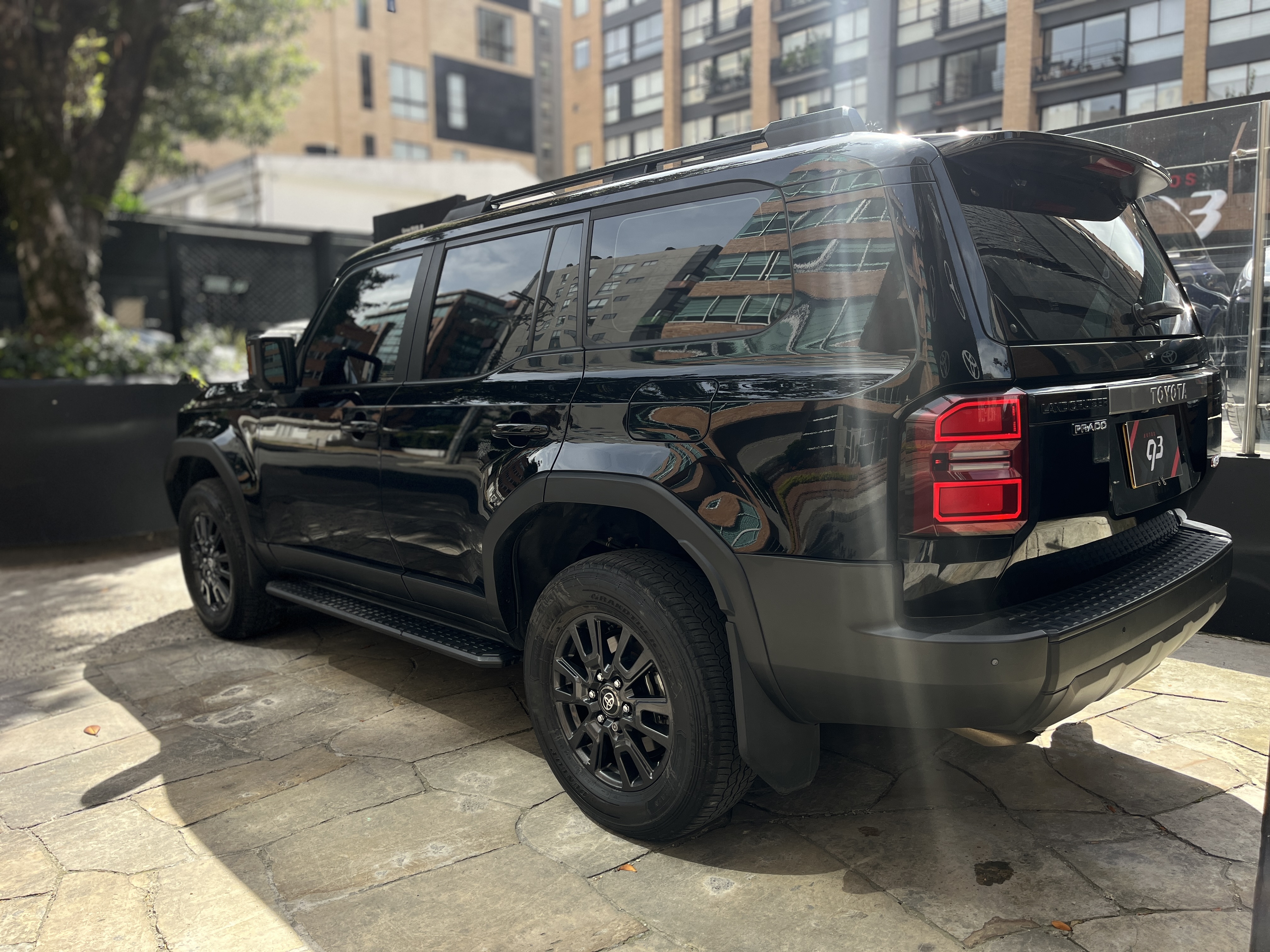 TOYOTA PRADO LAND CRUISER 2025