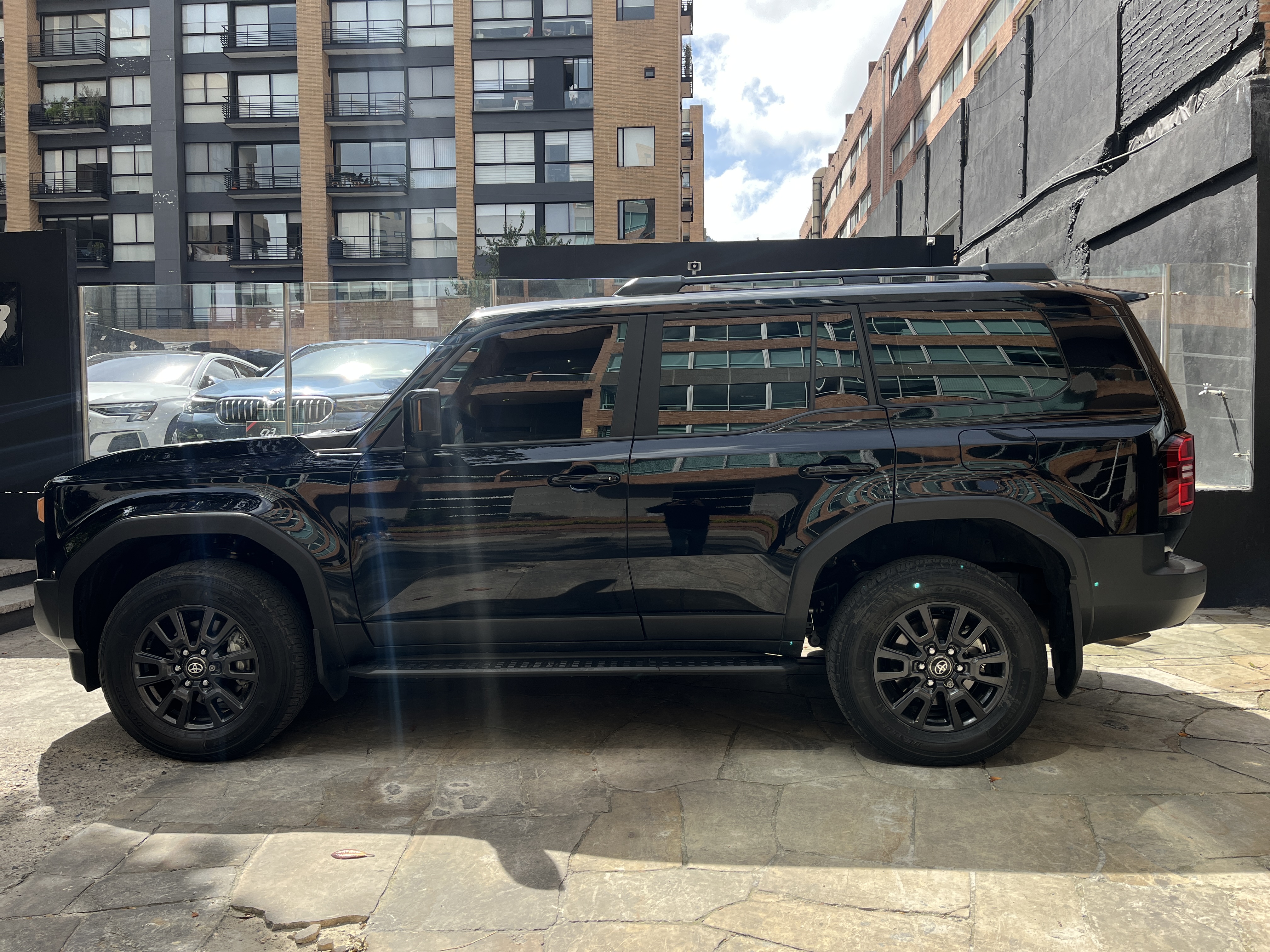 TOYOTA PRADO LAND CRUISER 2025