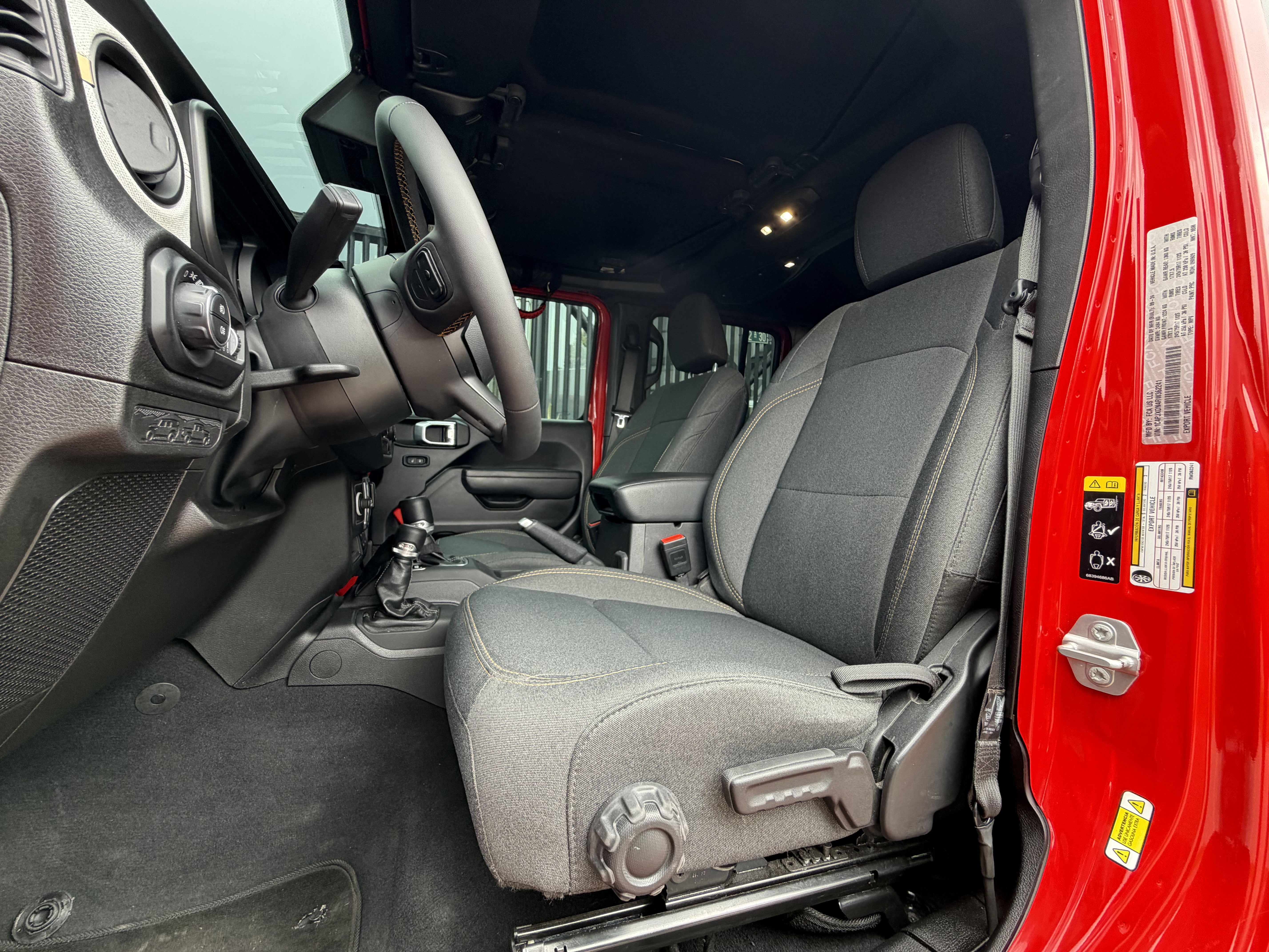 JEEP WRANGLER CÓNDOR 2024