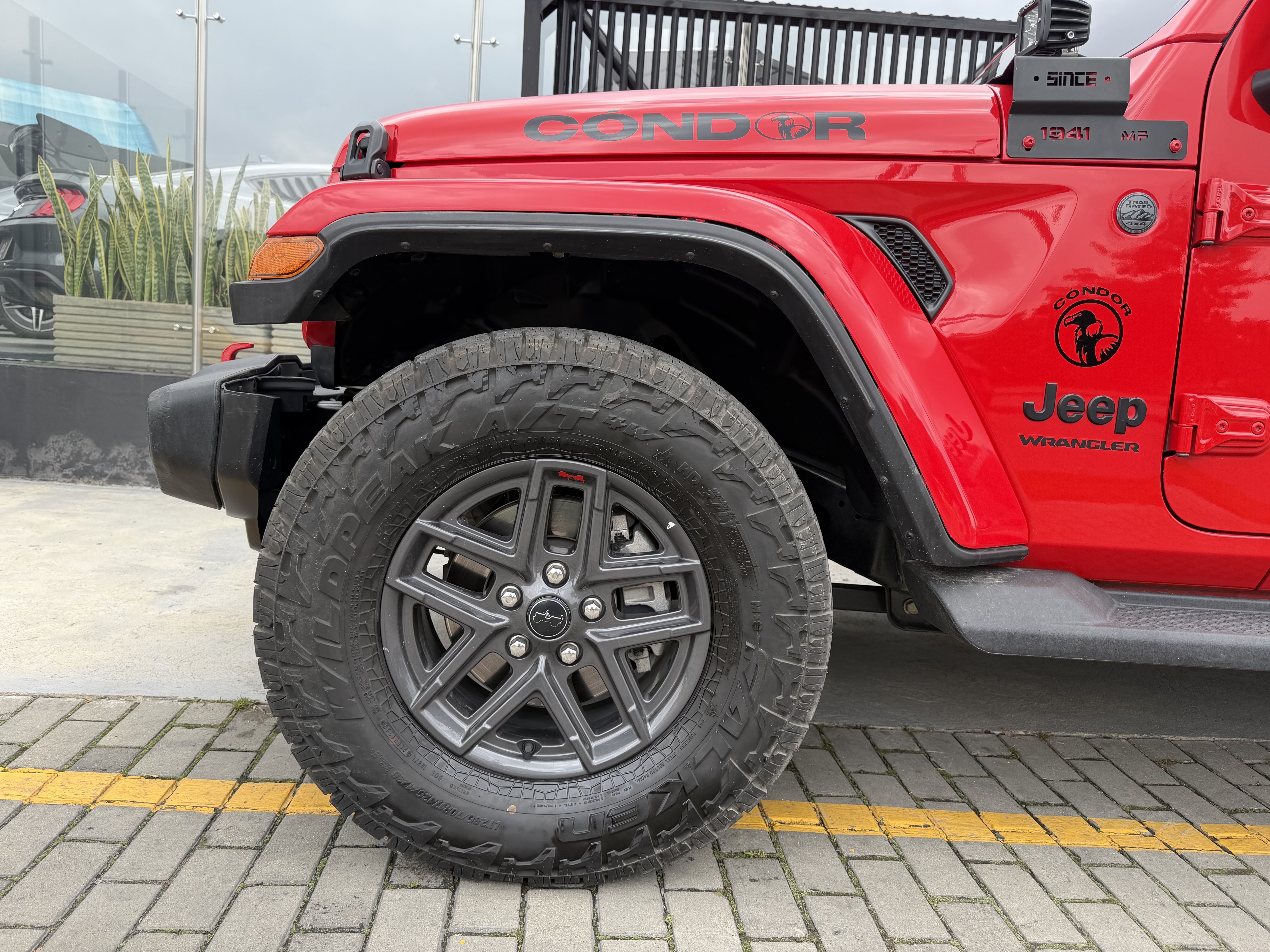 JEEP WRANGLER CÓNDOR 2024