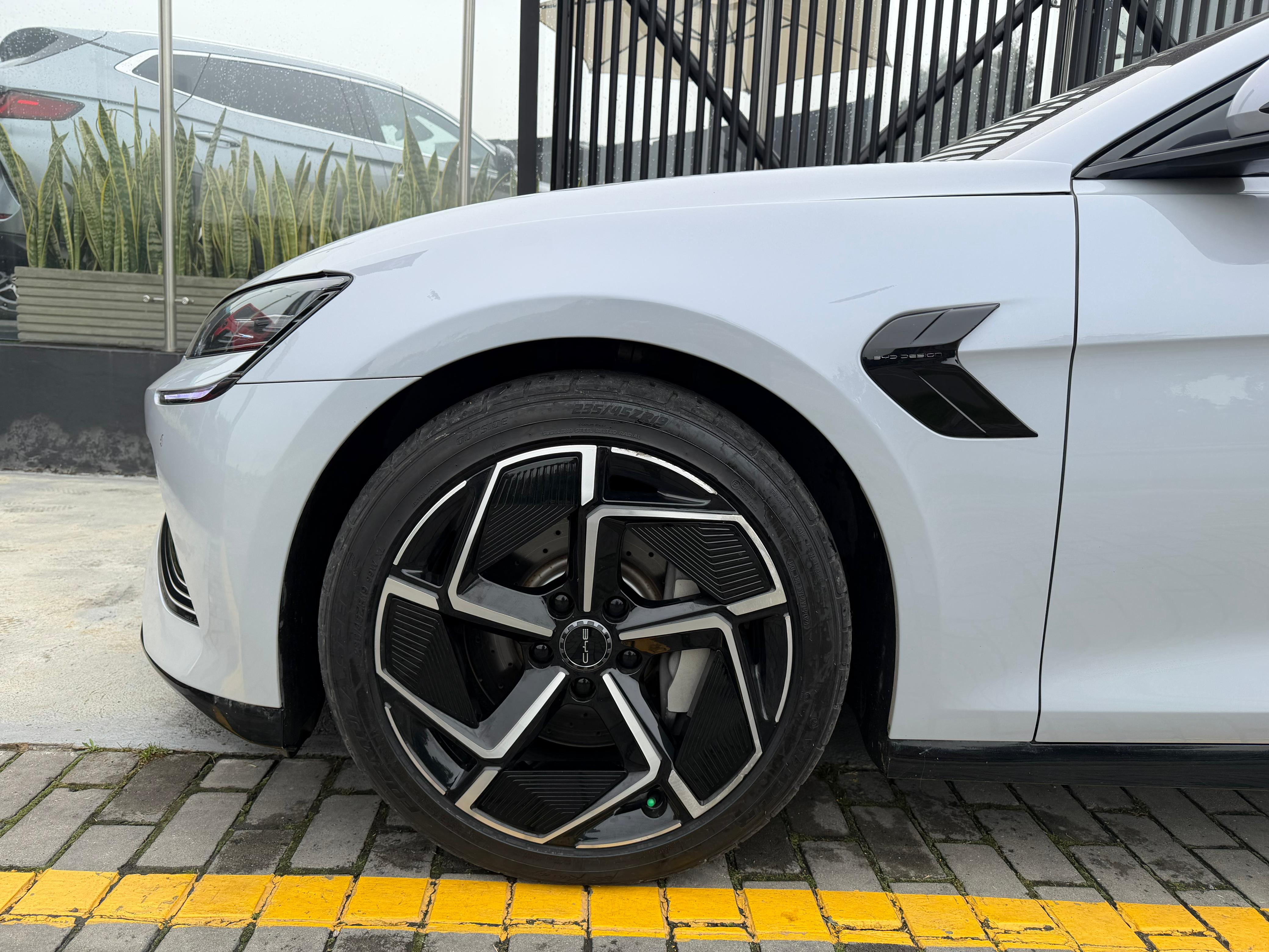 BYD SEAL PERFORMANCE 3.8 2024