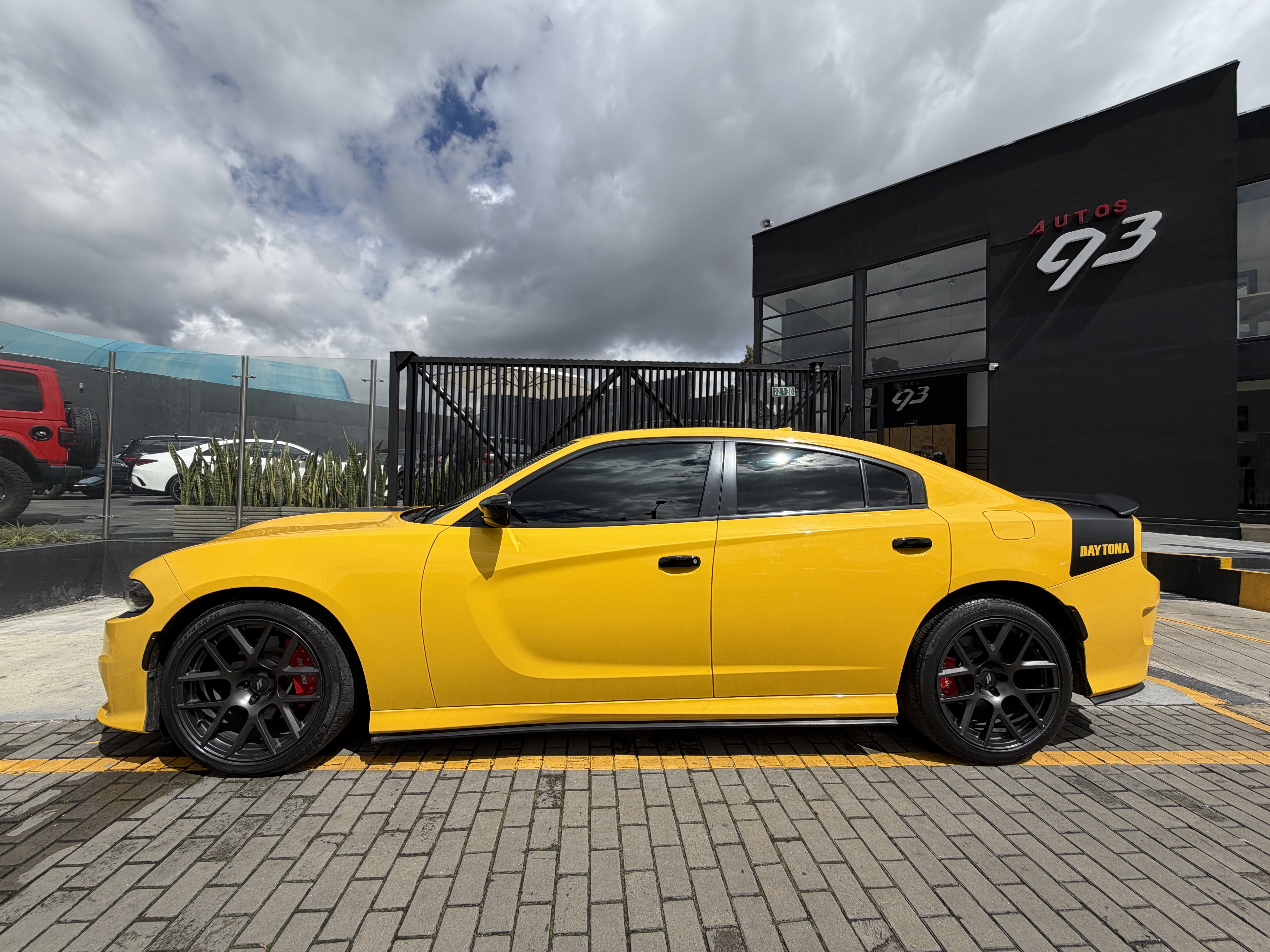 DODGE CHARGER DAYTONA 2017