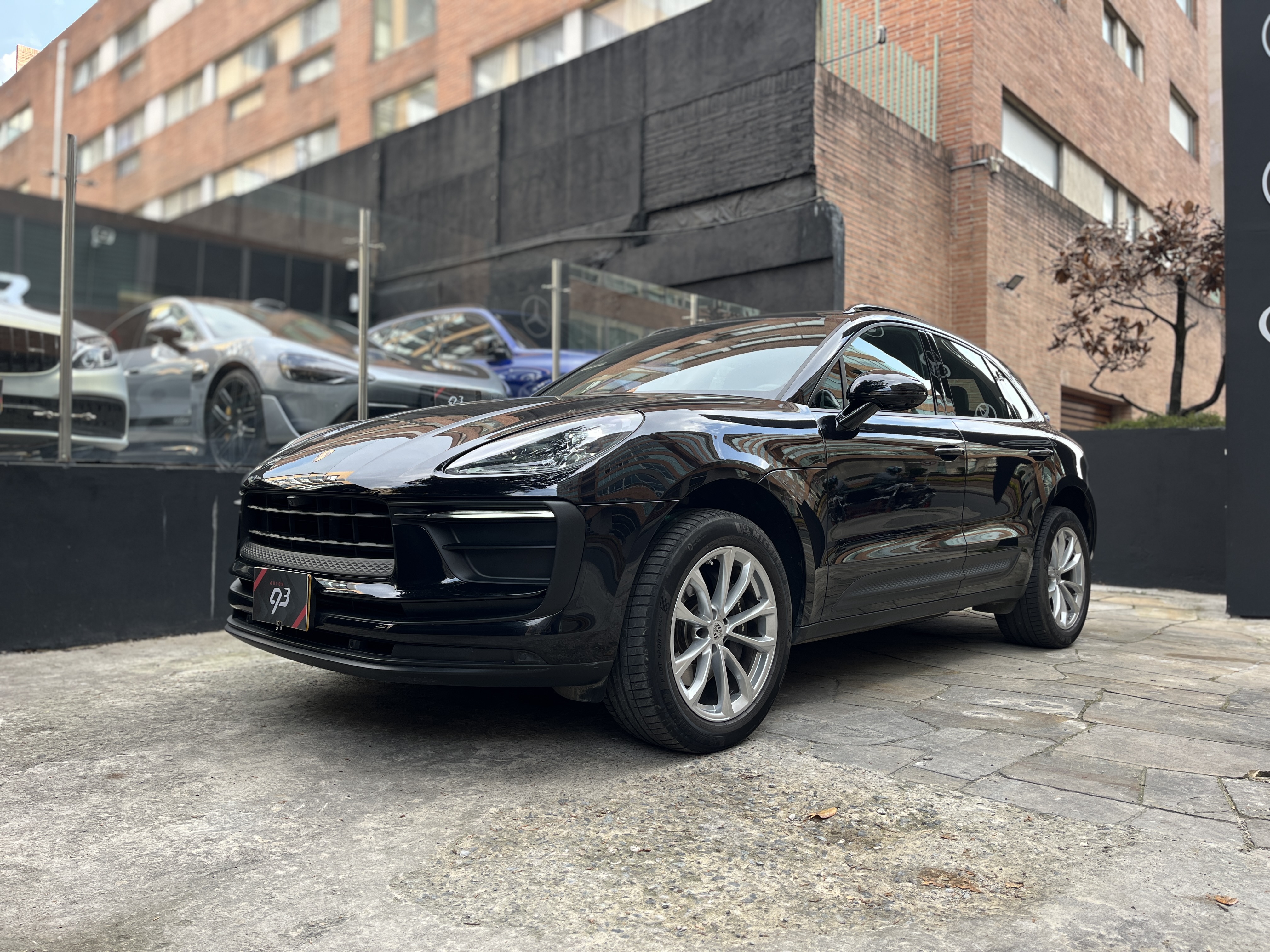 PORSCHE MACAN 2024