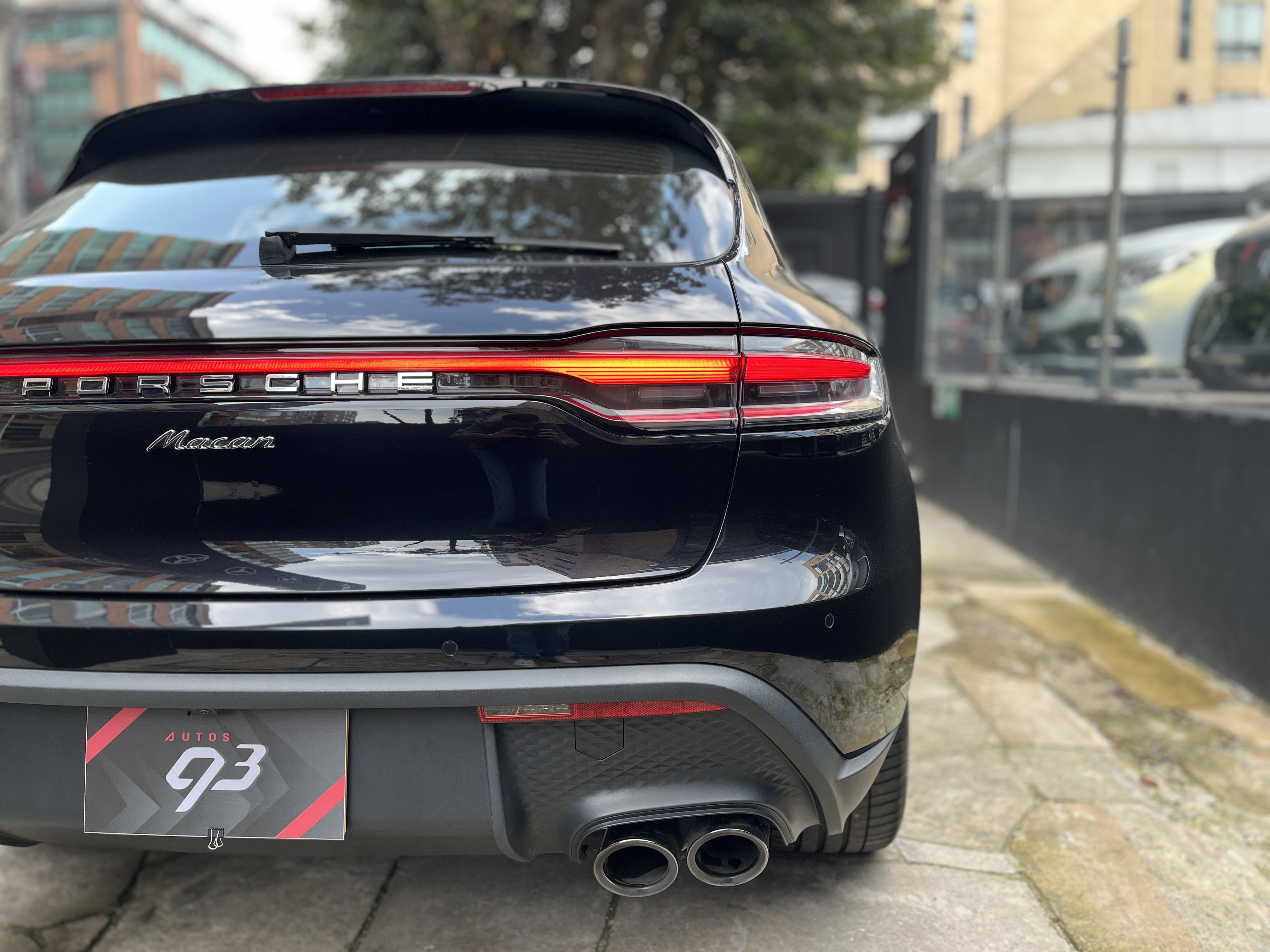 PORSCHE MACAN 2024
