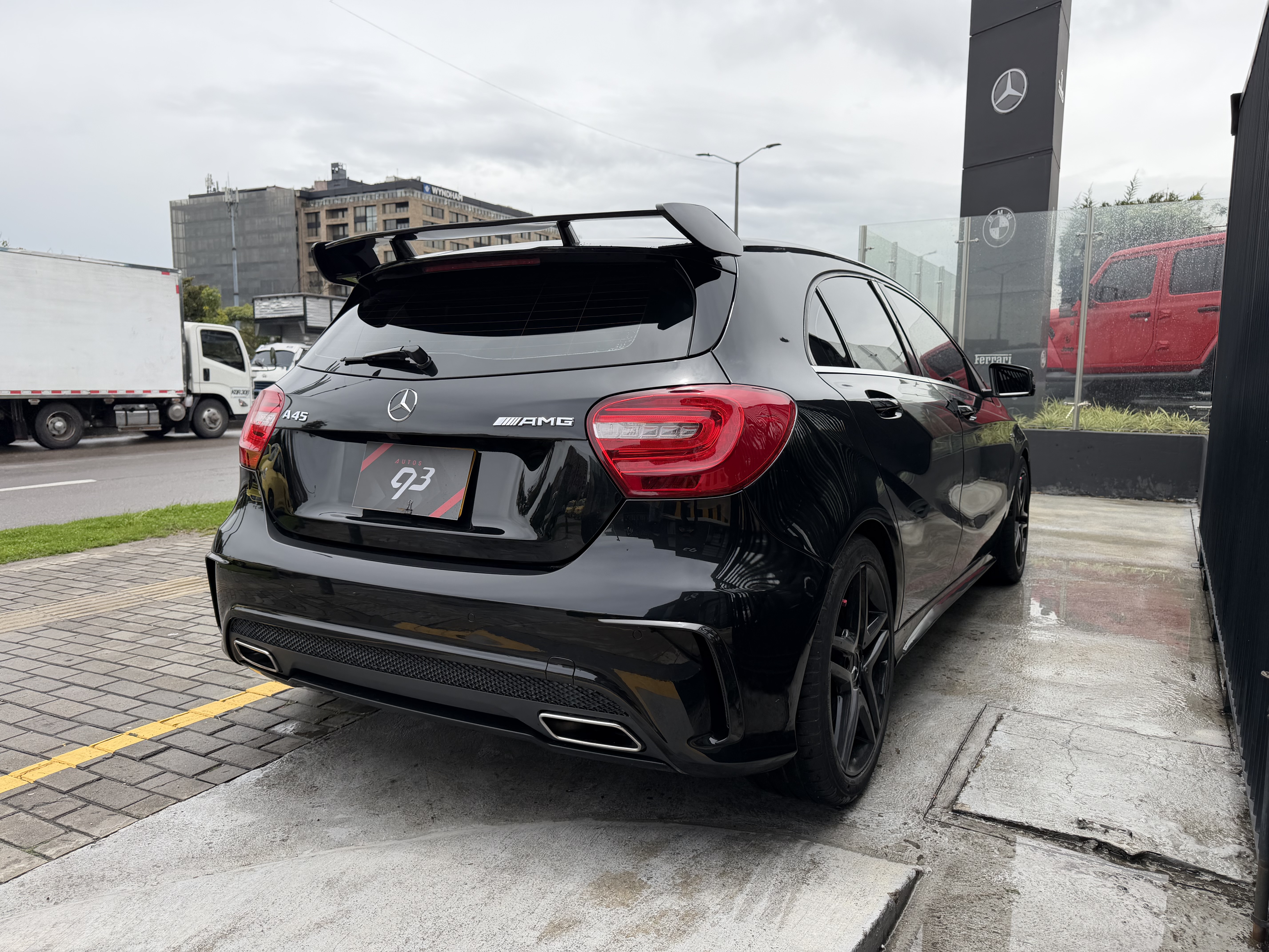 MERCEDES-BENZ A45 AMG 2016