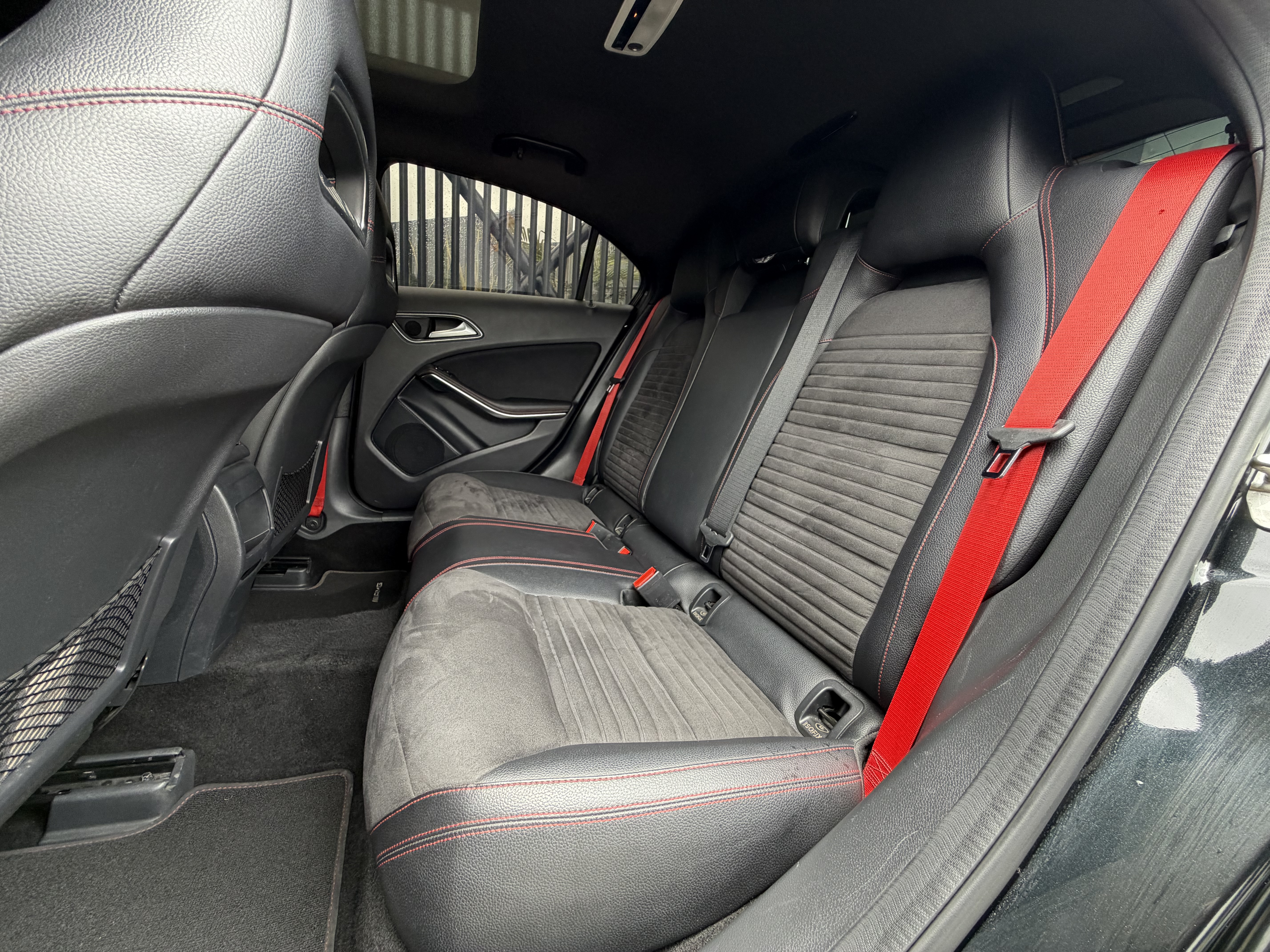 MERCEDES-BENZ A45 AMG 2016