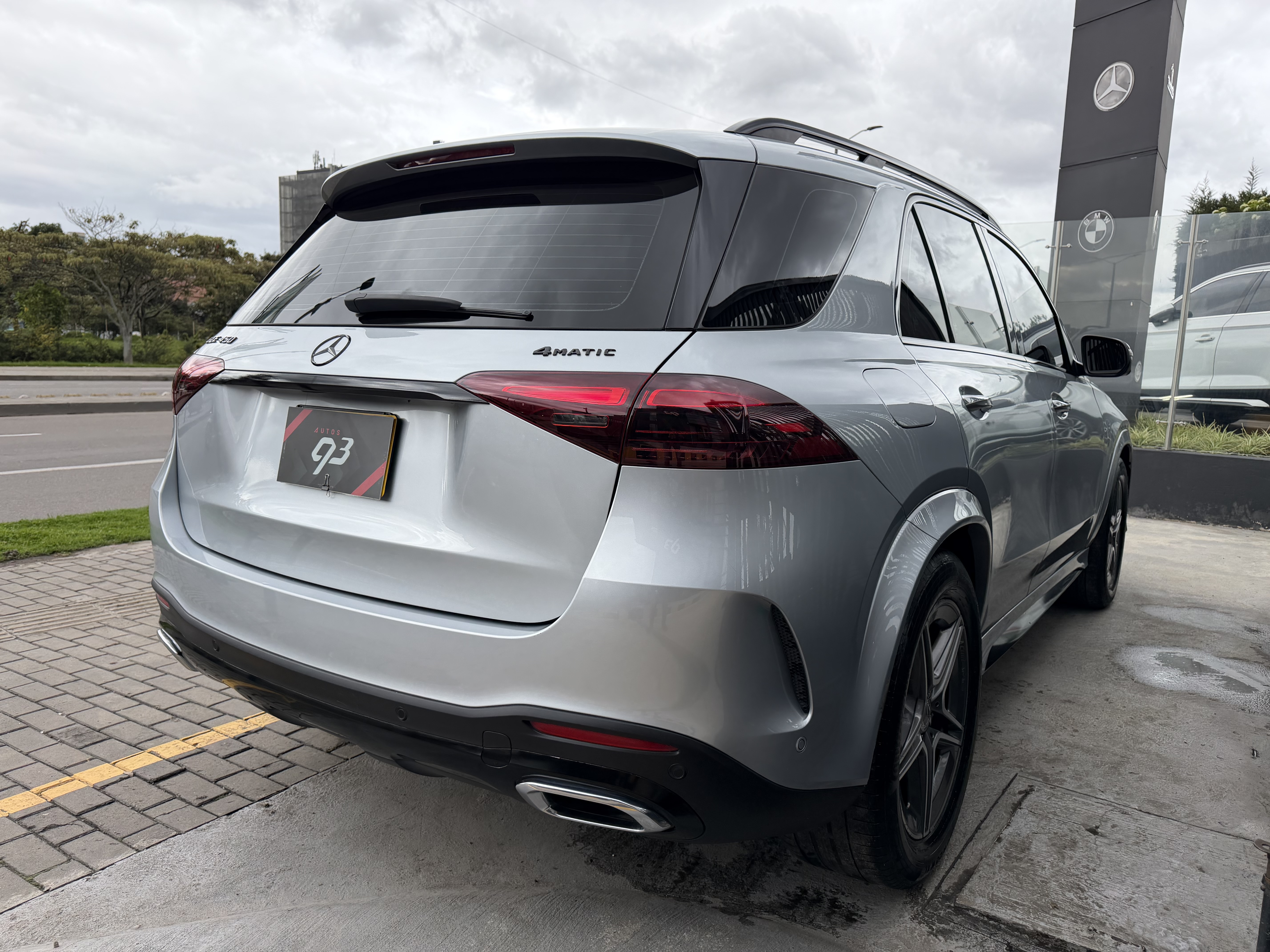 MERCEDES-BENZ GLE450 2025