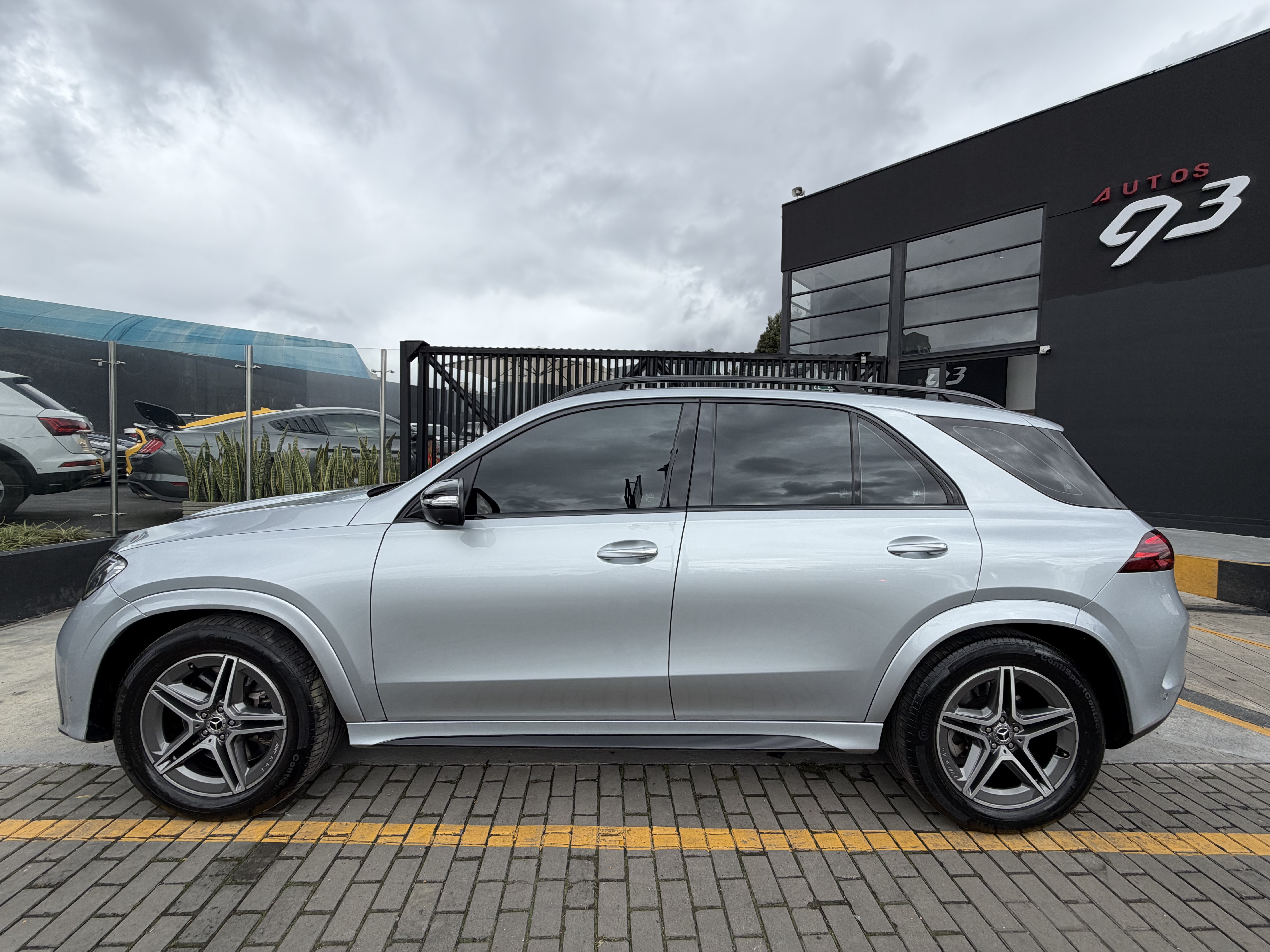 MERCEDES-BENZ GLE450 2025