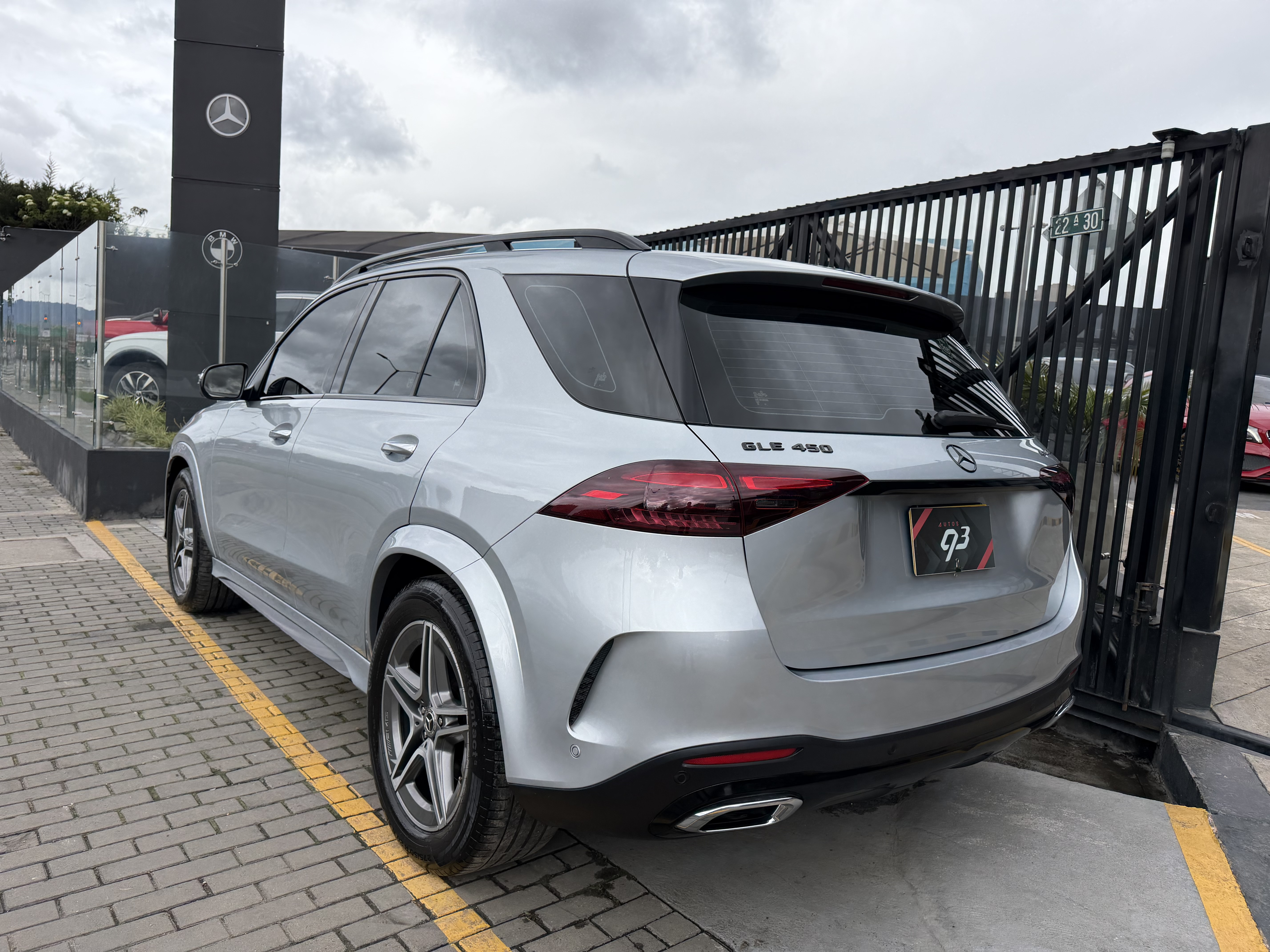 MERCEDES-BENZ GLE450 2025