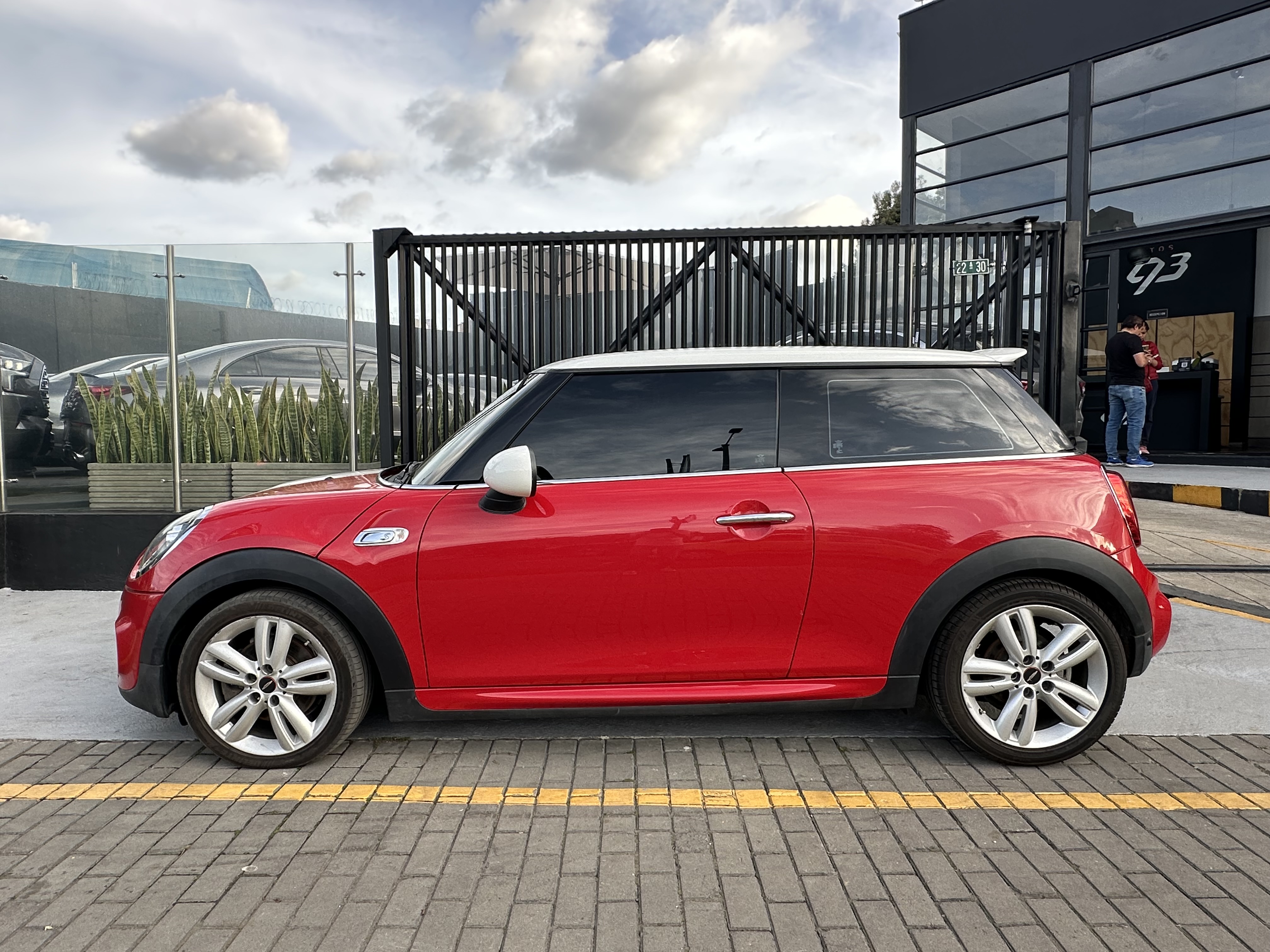 MINI COOPER S JOHN COOPER WORKS PACKAGE 2019