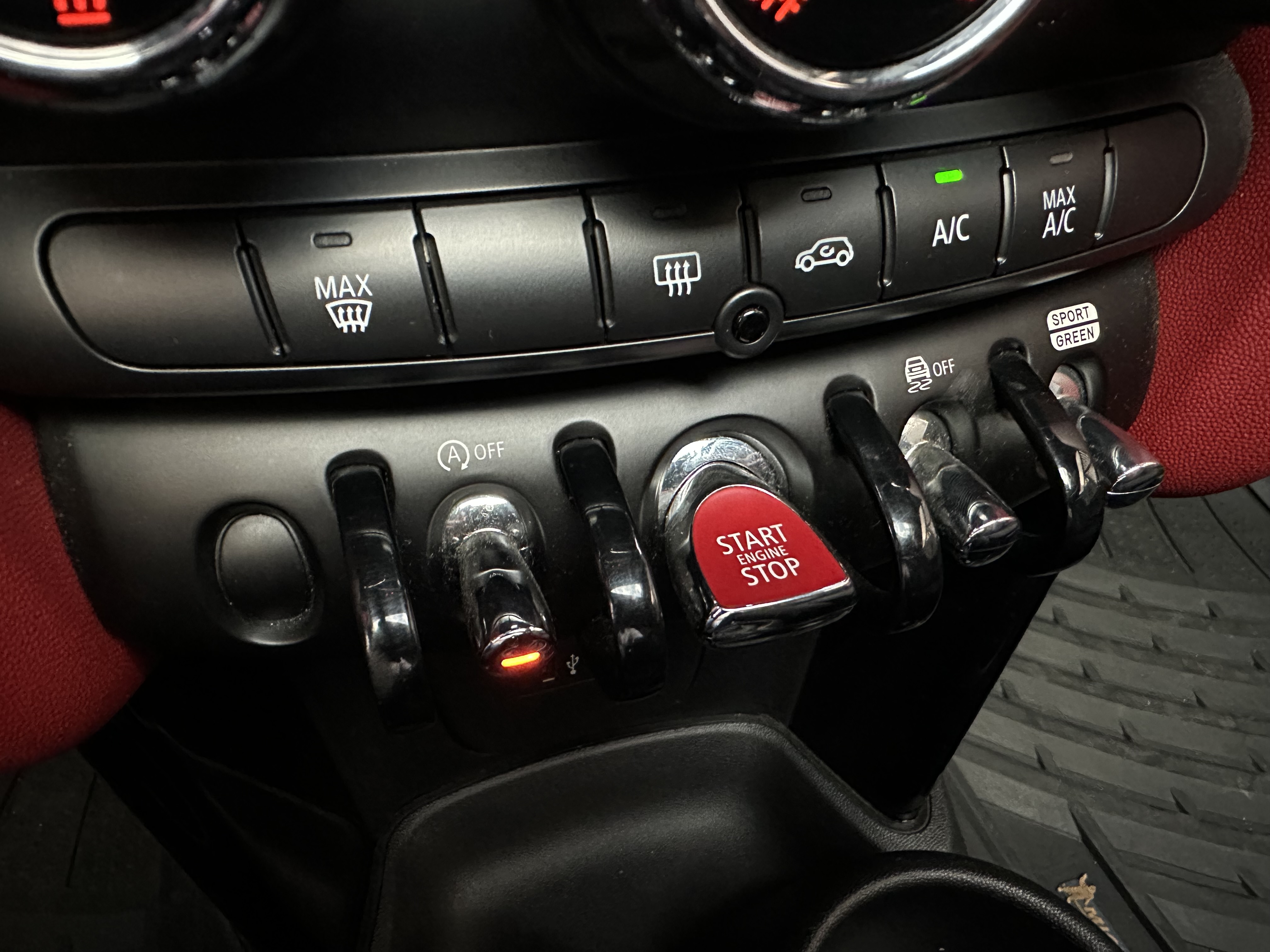 MINI COOPER S JOHN COOPER WORKS PACKAGE 2019