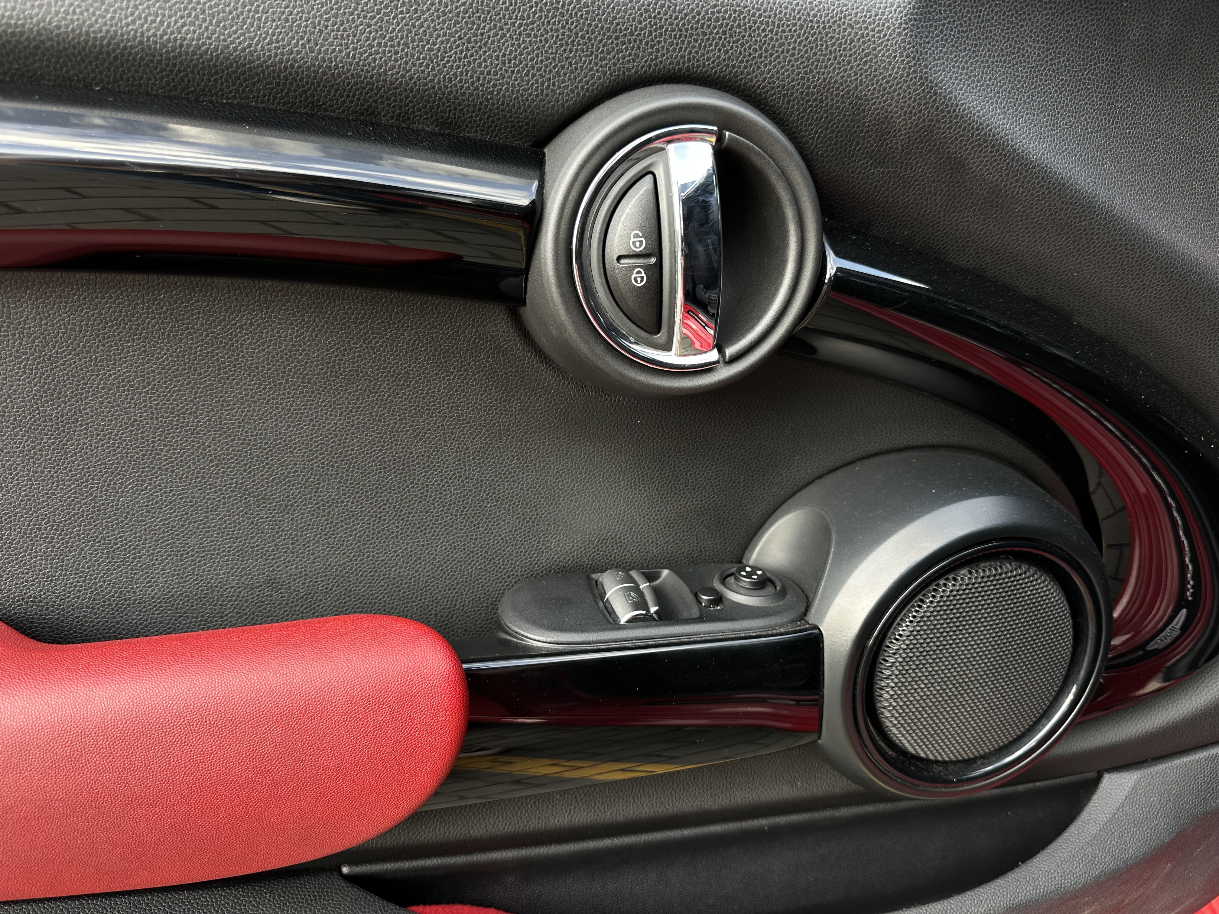 MINI COOPER S JOHN COOPER WORKS PACKAGE 2019