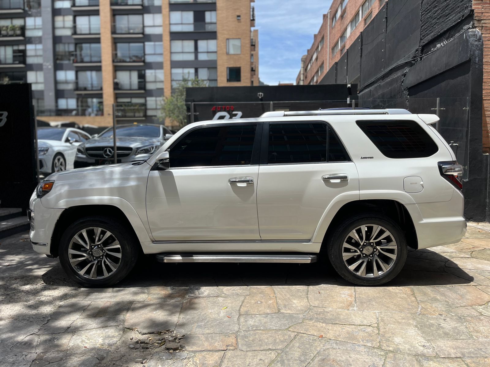 TOYOTA 4 RUNNER 2020